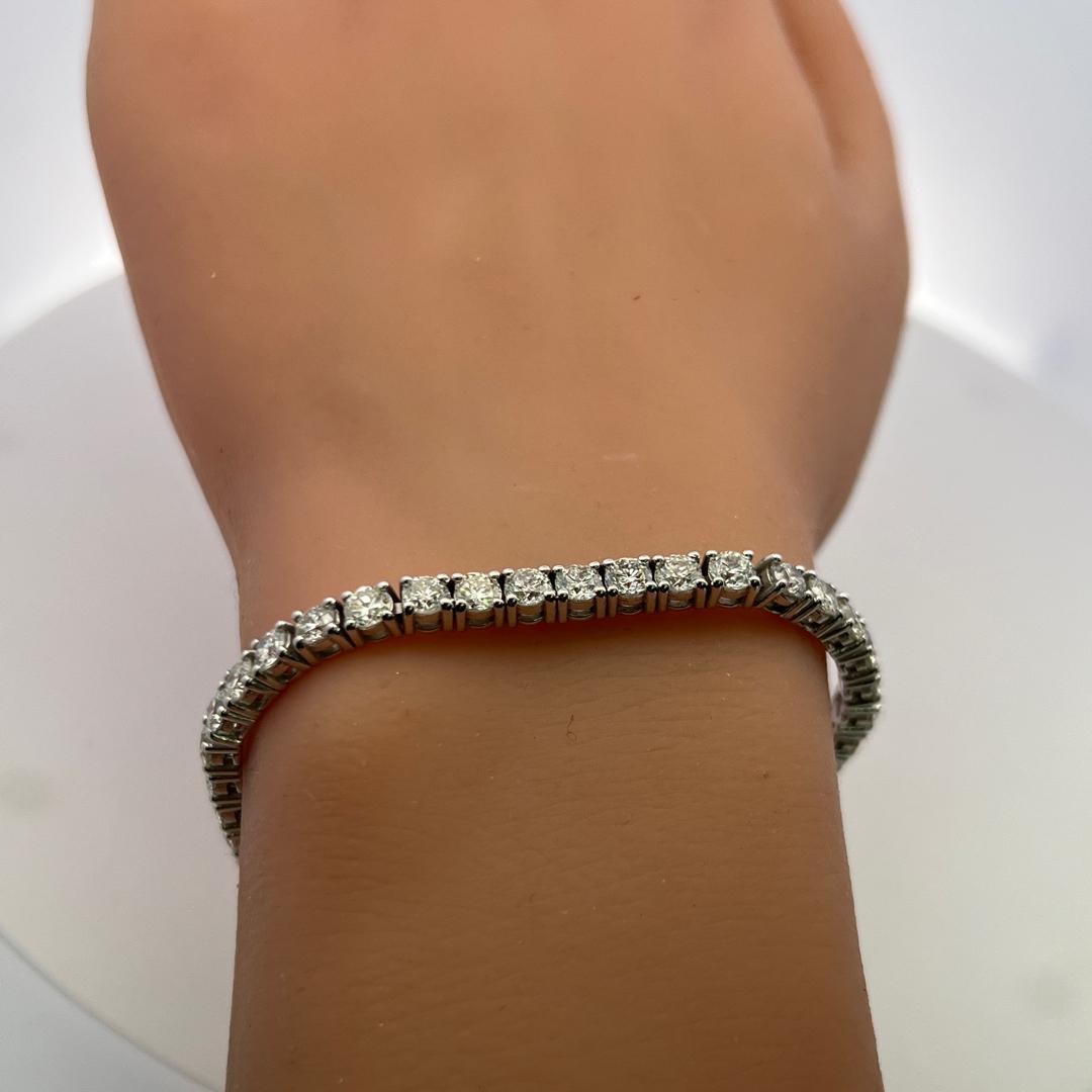 New 14K White Gold Tennis Bracelet with 9.53 Carat Round H VS Diamonds