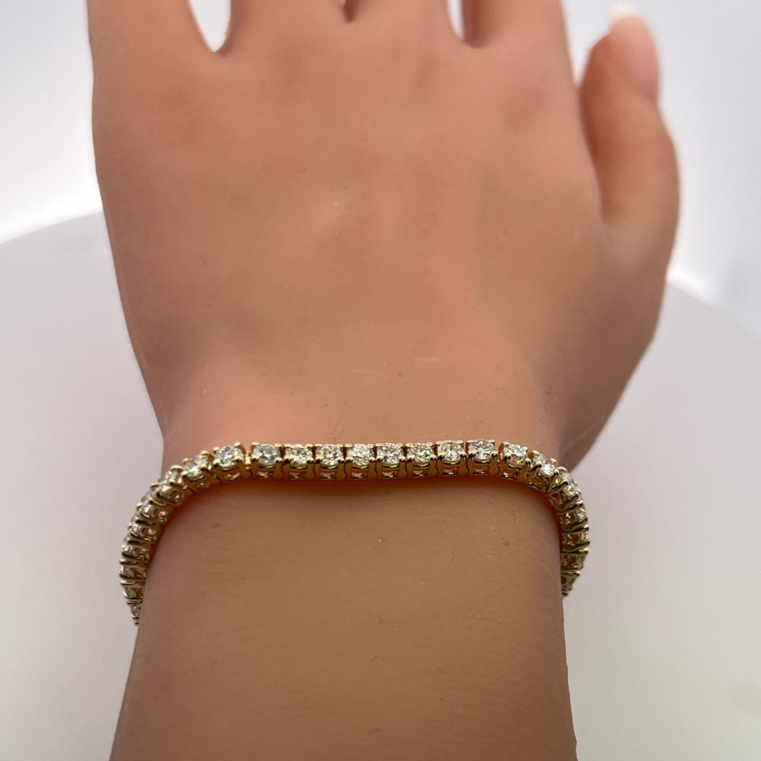Vintage 14K White Gold Tennis Bracelet with 6.35 Carat Round G-VS Diamonds