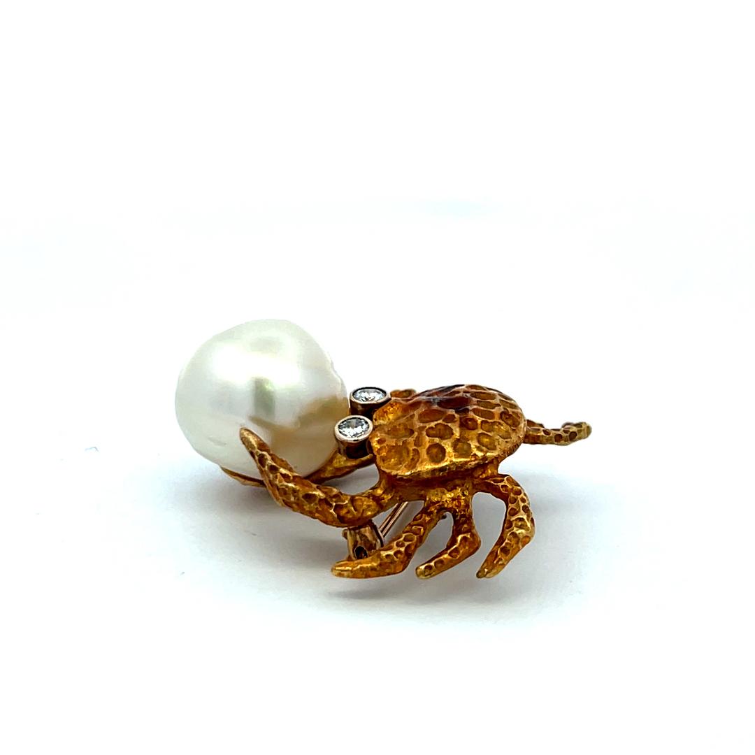 Pearl and 0.20ct Diamond 18K Yellow Gold Vintage Crab Pin Brooch