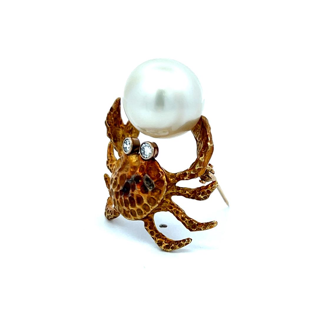 Pearl and 0.20ct Diamond 18K Yellow Gold Vintage Crab Pin Brooch