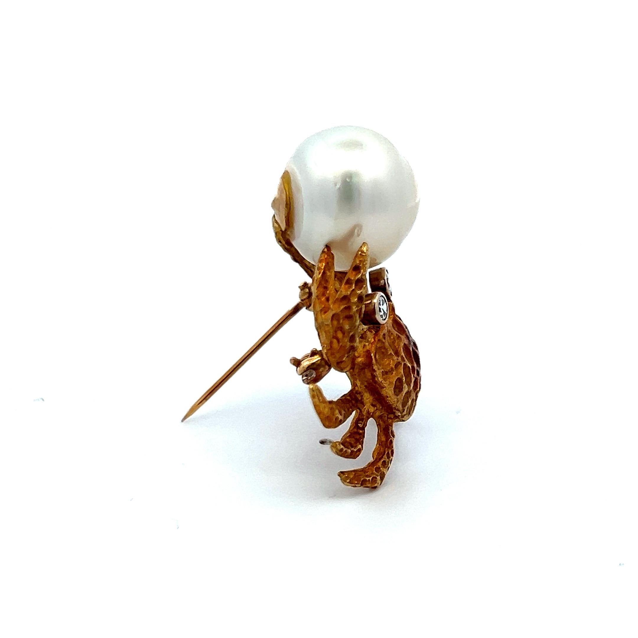 Pearl and 0.20ct Diamond 18K Yellow Gold Vintage Crab Pin Brooch