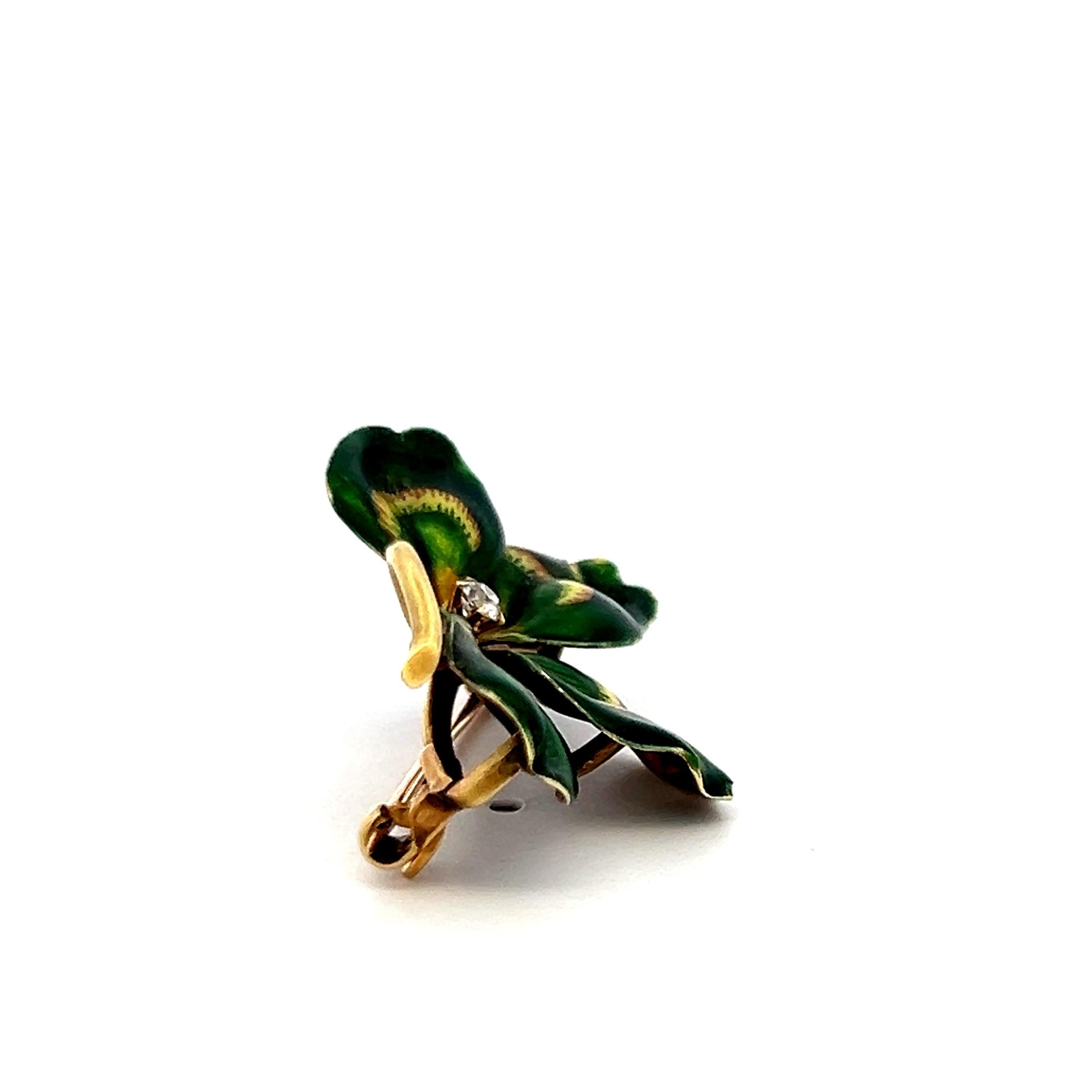 18K Yellow Gold Green Enamel Flower Brooch with 0.05ct Diamond Vintage