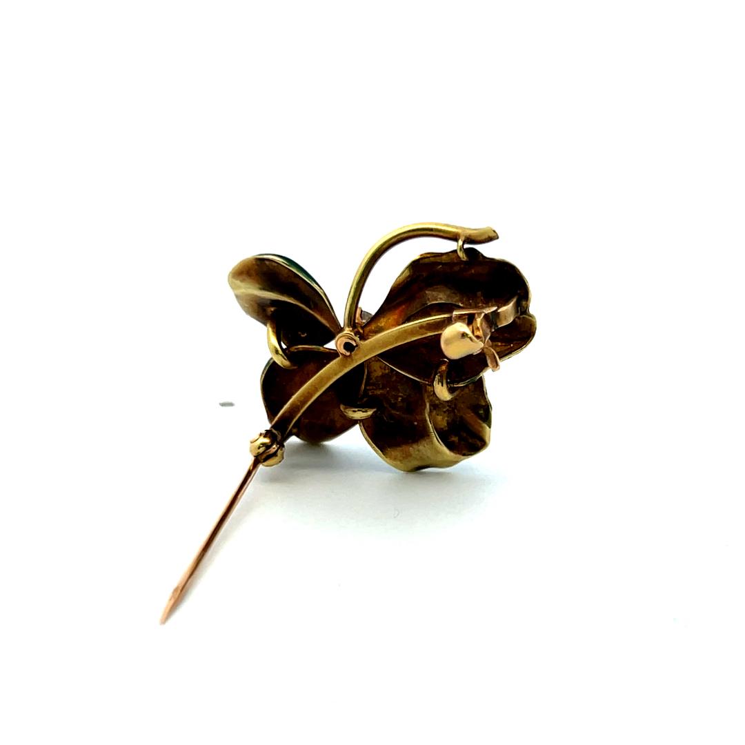 18K Yellow Gold Green Enamel Flower Brooch with 0.05ct Diamond Vintage