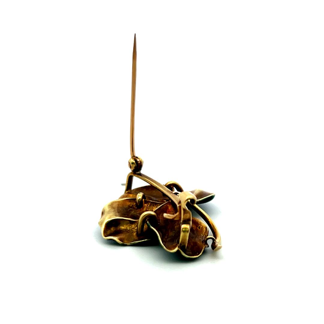 18K Yellow Gold Green Enamel Flower Brooch with 0.05ct Diamond Vintage