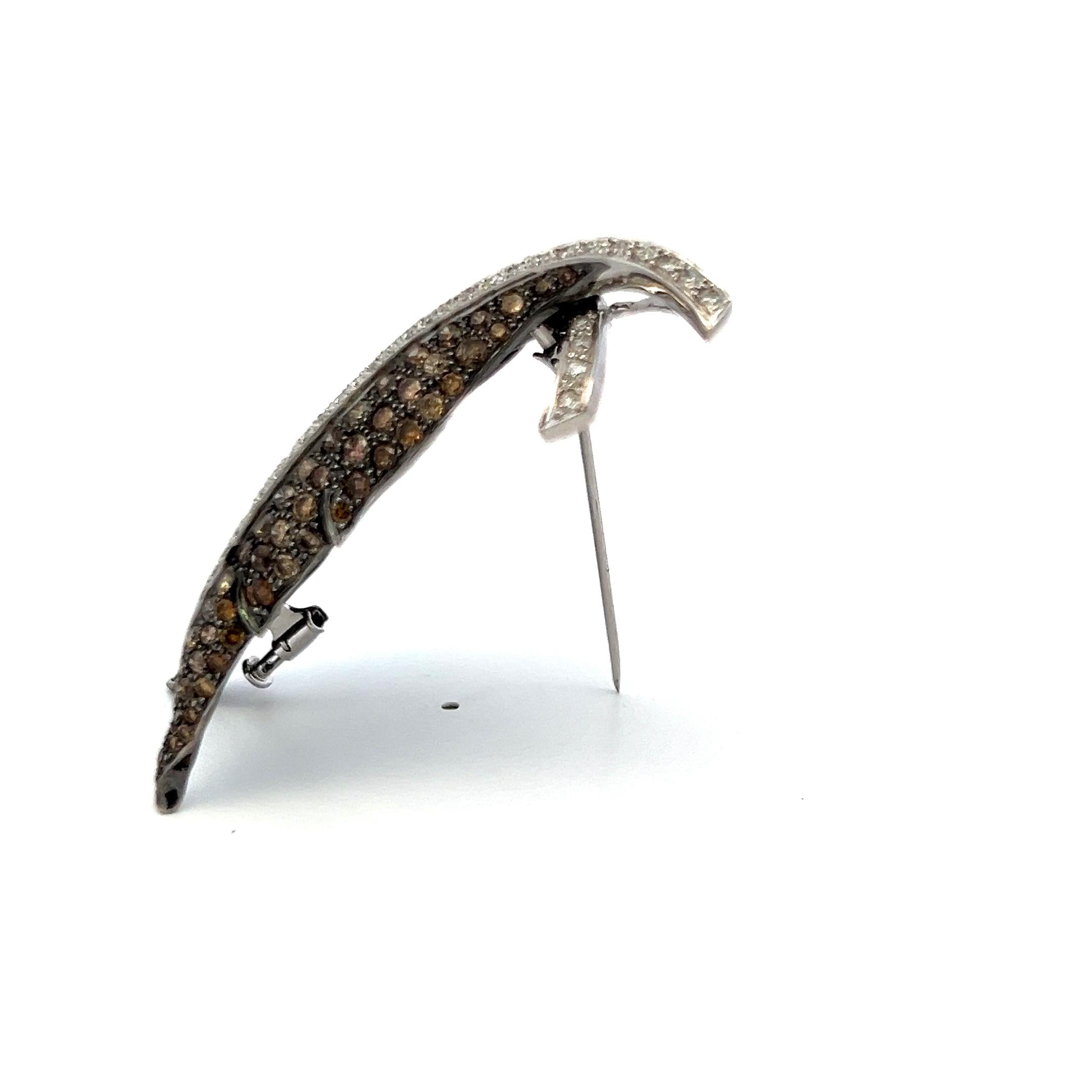 Vintage 18K White Gold Pin Brooch with 9 Carat Round Diamonds Fancy Brown White