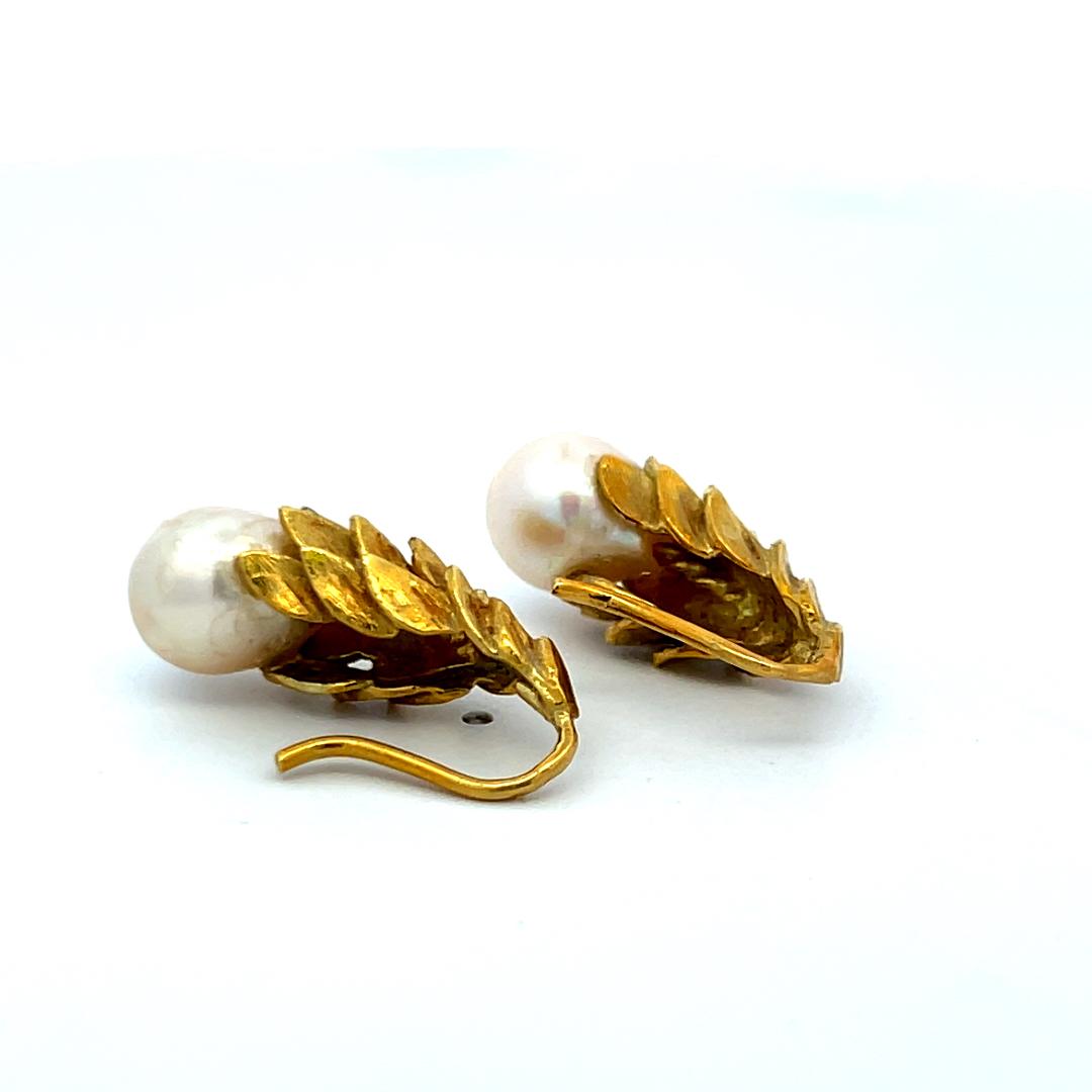 7.8–8.6mm Pearl Dangling Earrings in 14K Yellow Gold Vintage Design