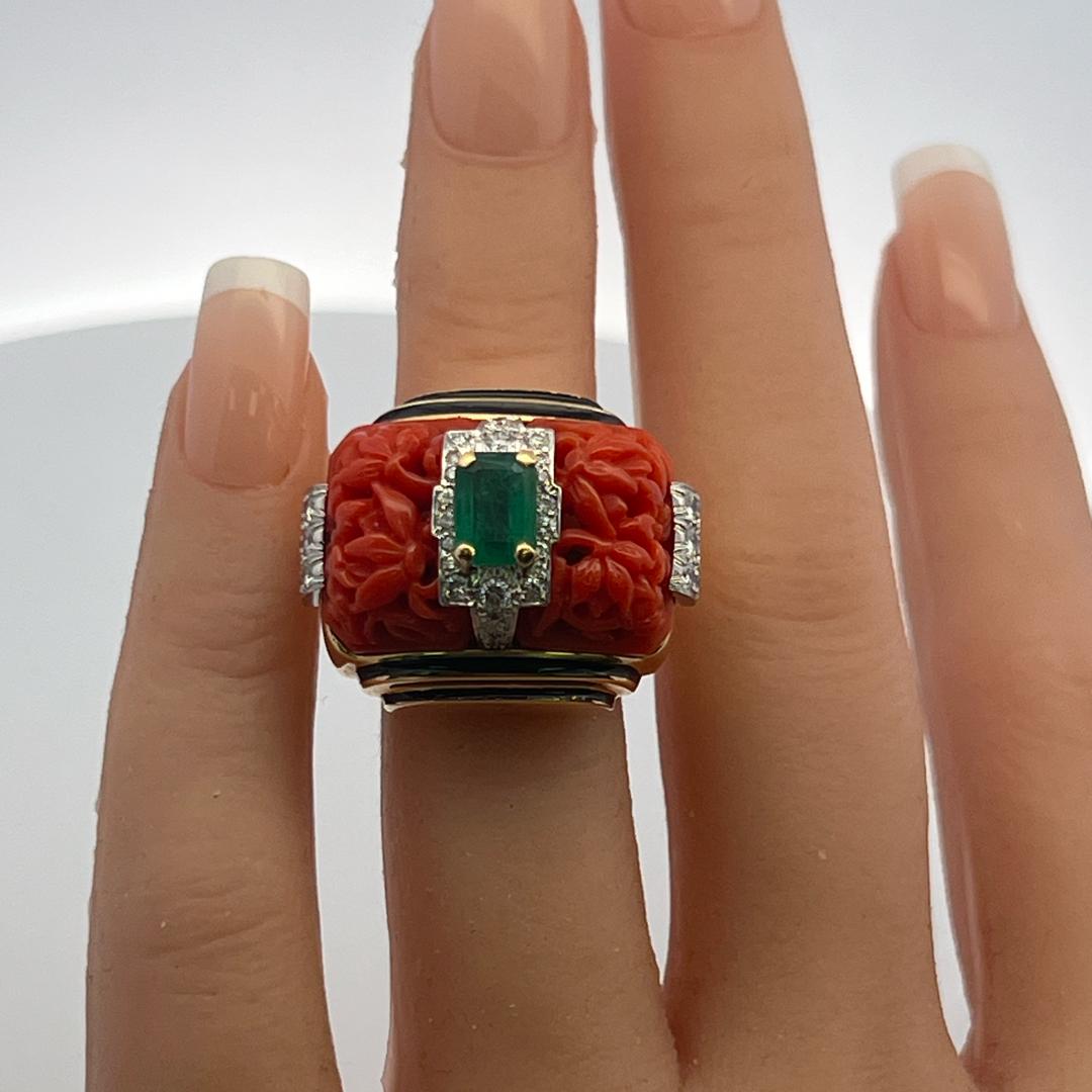 David Webb 18K YG Cocktail Ring 0.9ct Round F-VS Diamond 0.75ct Emerald Size 4.7