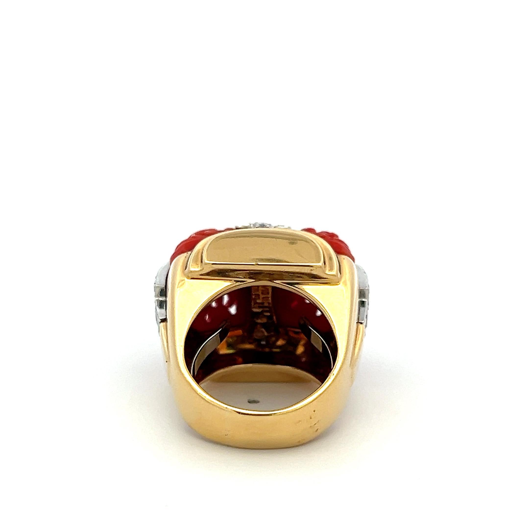 David Webb 18K YG Cocktail Ring 0.9ct Round F-VS Diamond 0.75ct Emerald Size 4.7