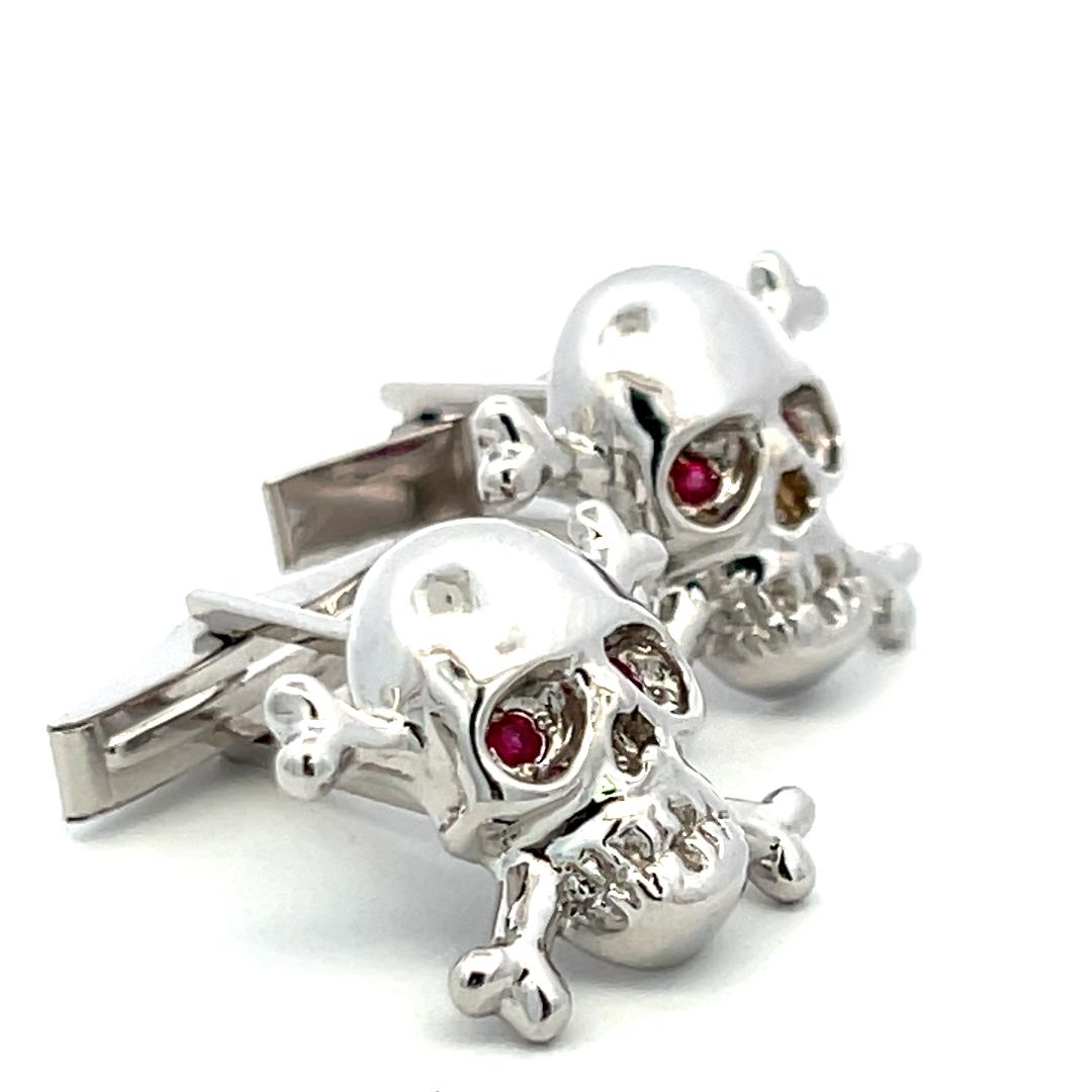 Vintage 18K White Gold Skull Locking Cufflinks and Buttons with 1 Carat Ruby