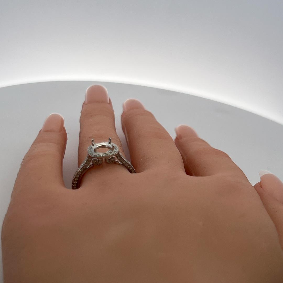 18K White Gold Semi Mount Ring with 0.2 Carat Round Diamonds Fits 5.94mm