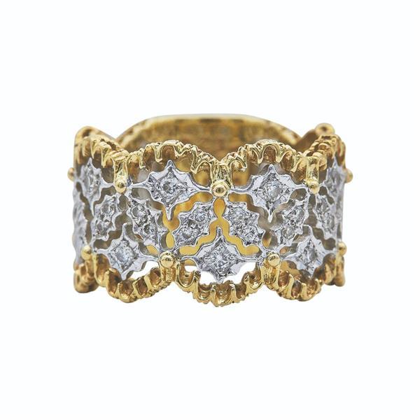 0.23 Carat Round Brilliant H SI1 Diamond 18 Karat Two Tone Gold Band Ring