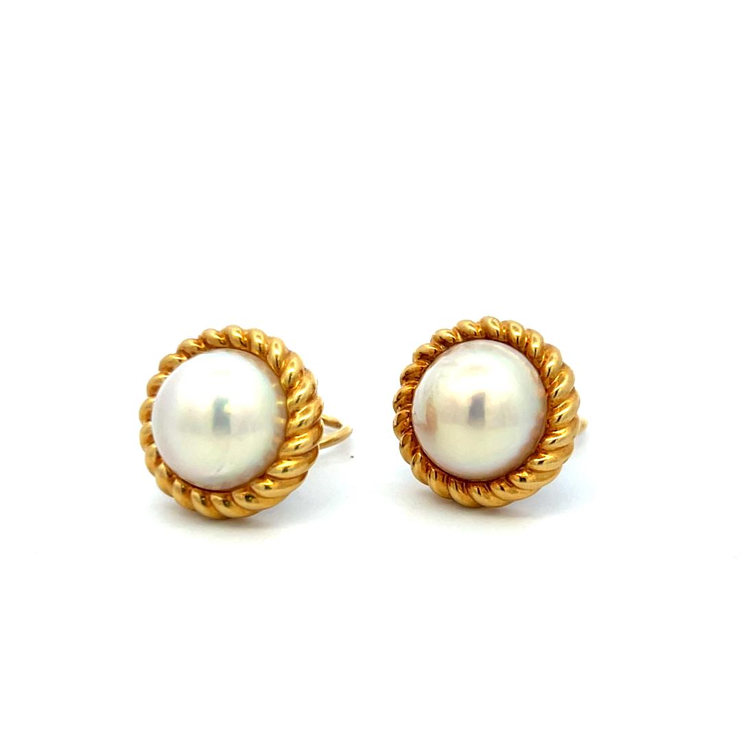 Tiffany & Co Vintage 18 Karat Yellow Gold Clip On Earrings with 12.7 MM Pearl