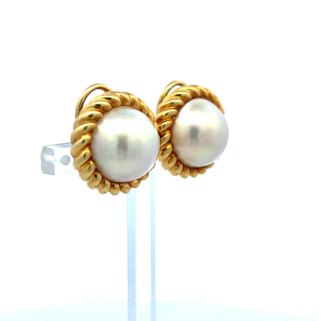 Tiffany & Co Vintage 18 Karat Yellow Gold Clip On Earrings with 12.7 MM Pearl