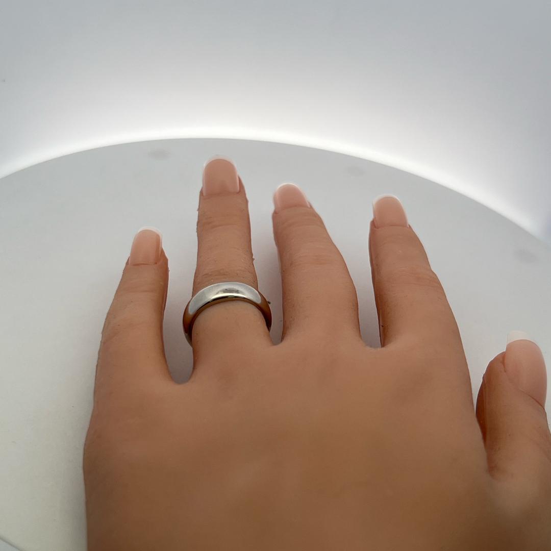 Tiffany & Co Vintage Platinum Band Ring 13.2 Grams 5.7 MM Wide Size 6