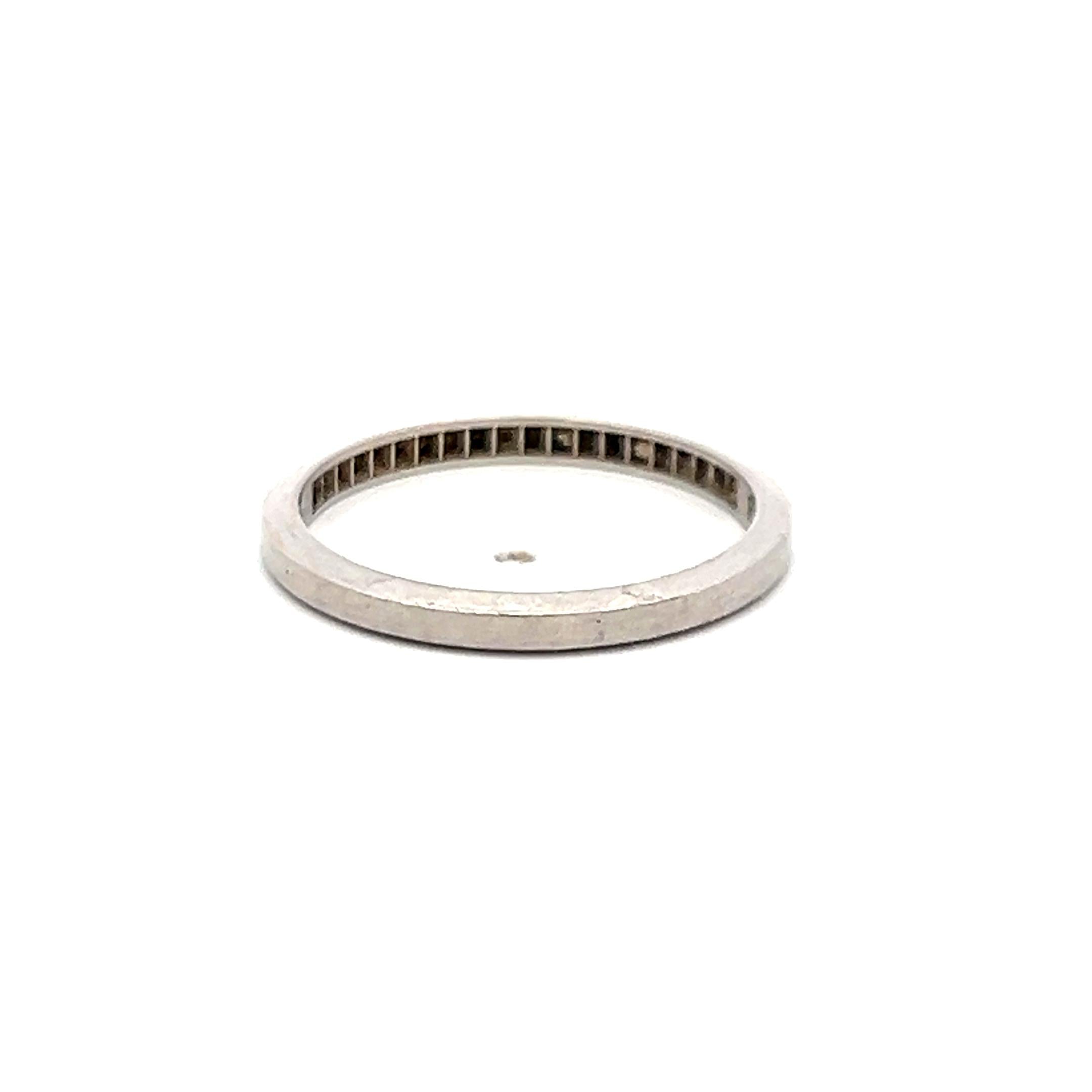 Platinum Half-Eternity Band Ring with 0.12 Carat Round F VS Diamonds Size 5.5
