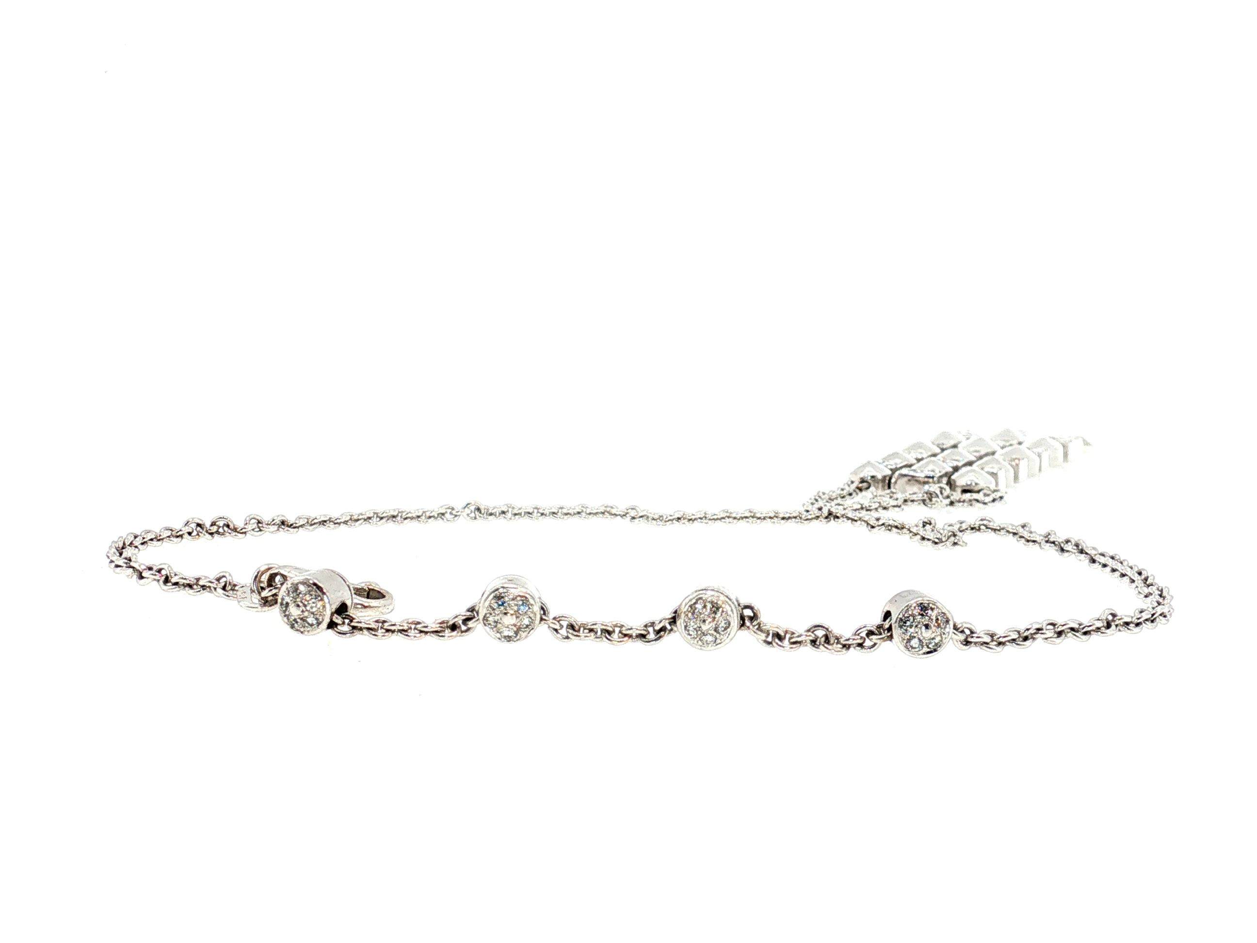 Vintage 18K White Gold Pendant Necklace with 2.5 Carat Round I-VS Diamonds