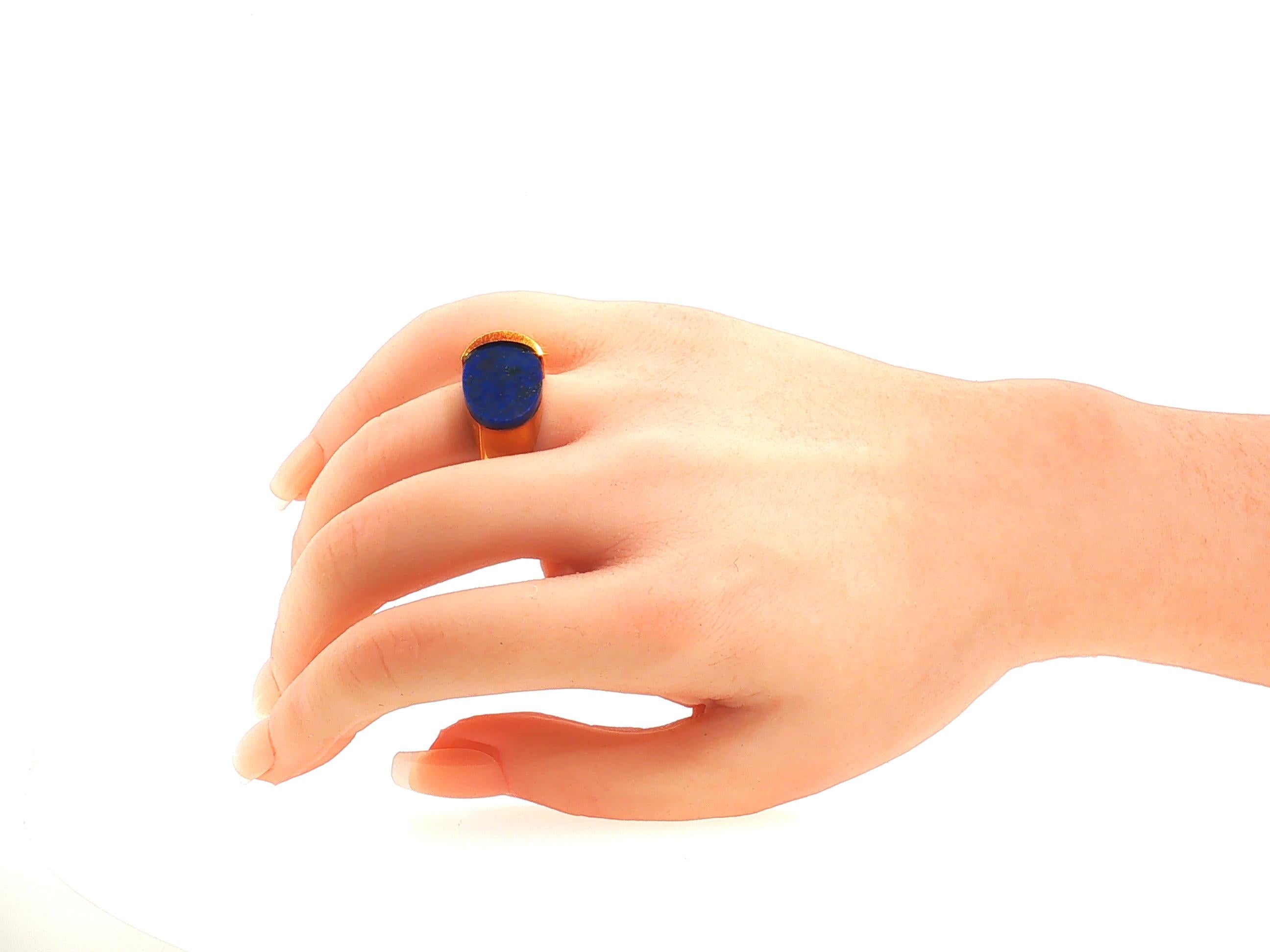 Vintage 18K Yellow Gold Cocktail Ring with 13x17mm Lapis Lazuli Size 5.5
