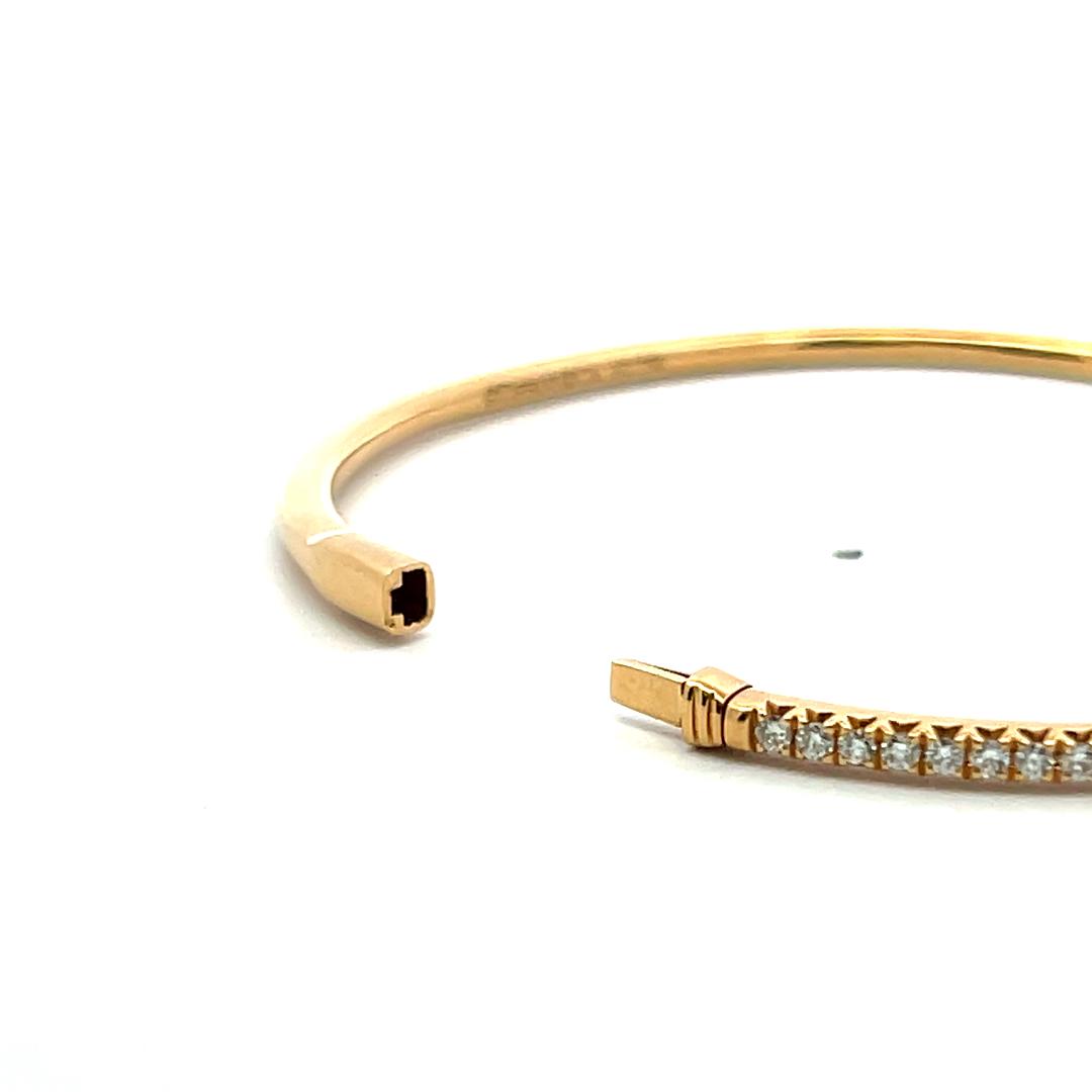 Tiffany & Co 18K Yellow Gold Bangle Bracelet With 1.35 Carat Round F VS Diamonds
