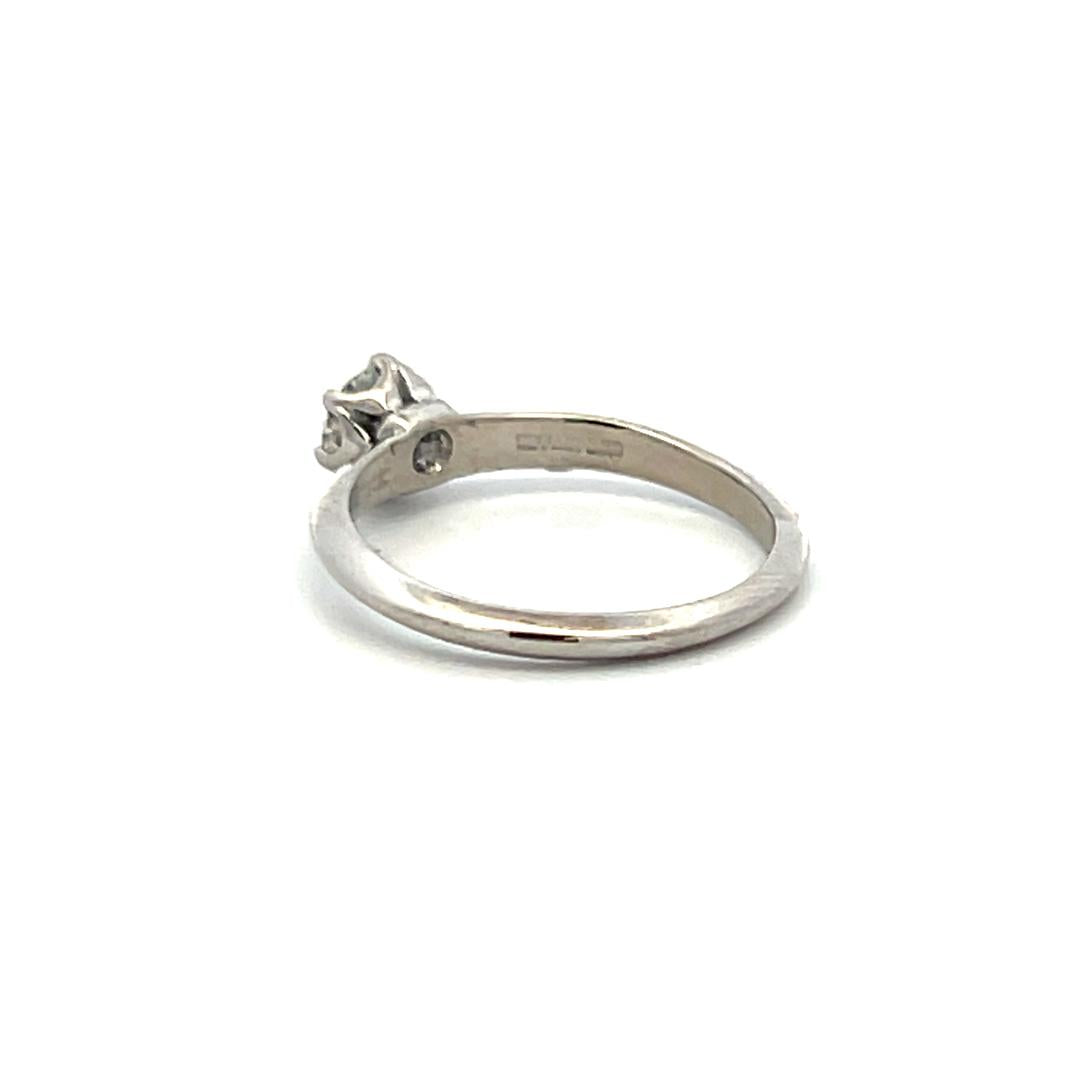 Tiffany & Co Platinum Engagement Ring with 0.43 Carat Round Diamond H VVS2 GIA