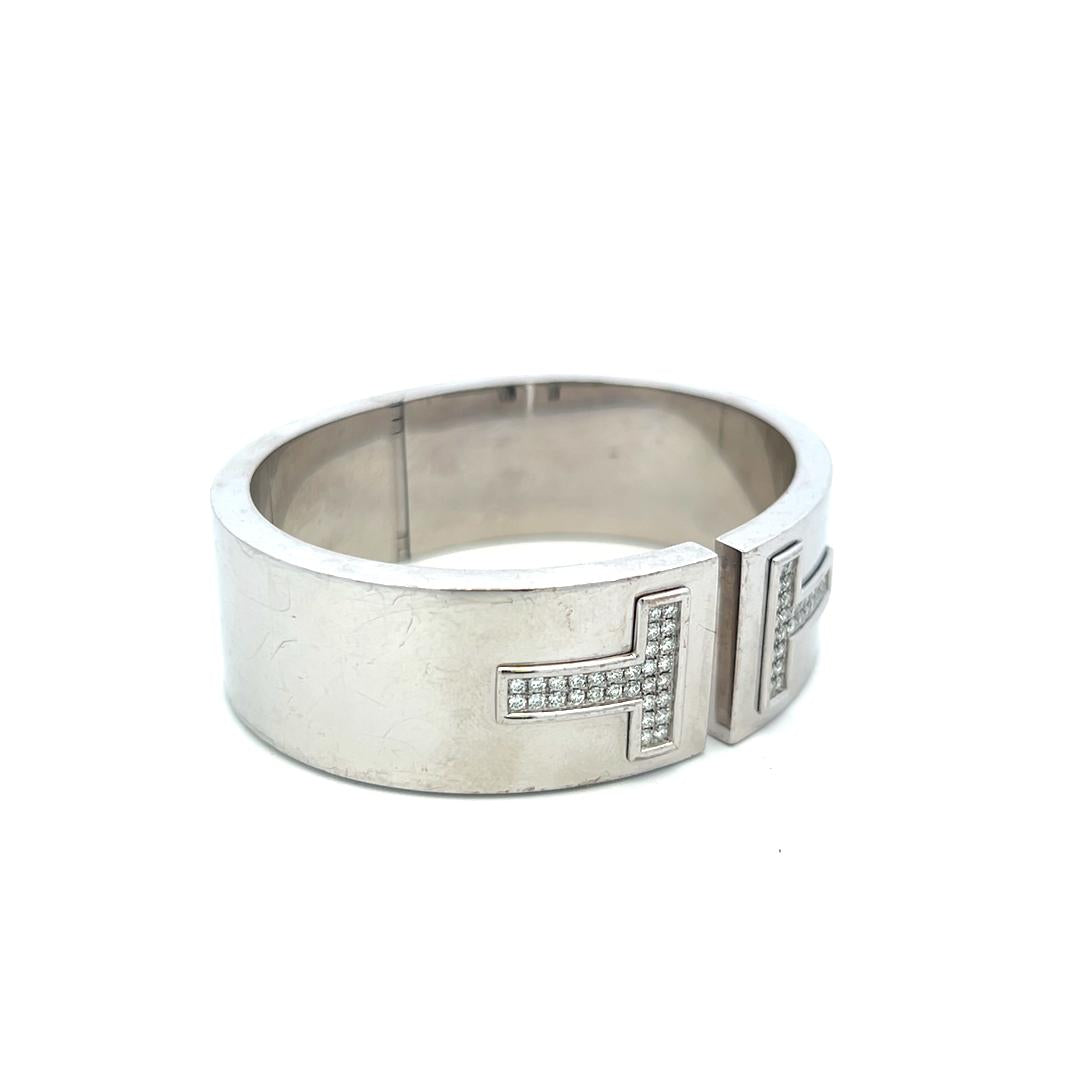 Tiffany & Co 0.90 Carat Round Brilliant Diamond 18K White Gold Bangle Bracelet