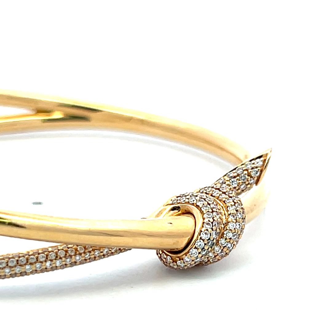 Tiffany & Co 18K Yellow Gold Bangle Bracelet with 2.24 Carat Round F VS Diamonds