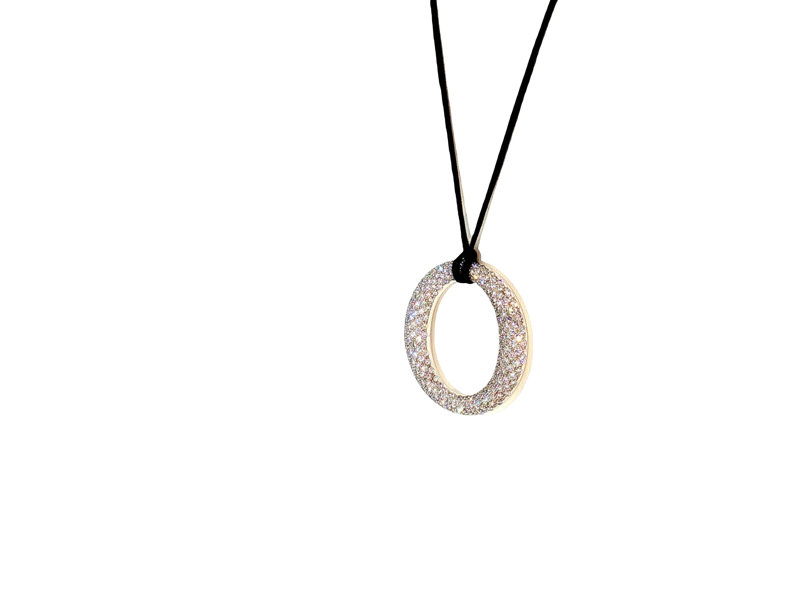Tiffany & Co 18K White Gold Pendant Necklace with 2.6 Carats Round F VS Diamonds