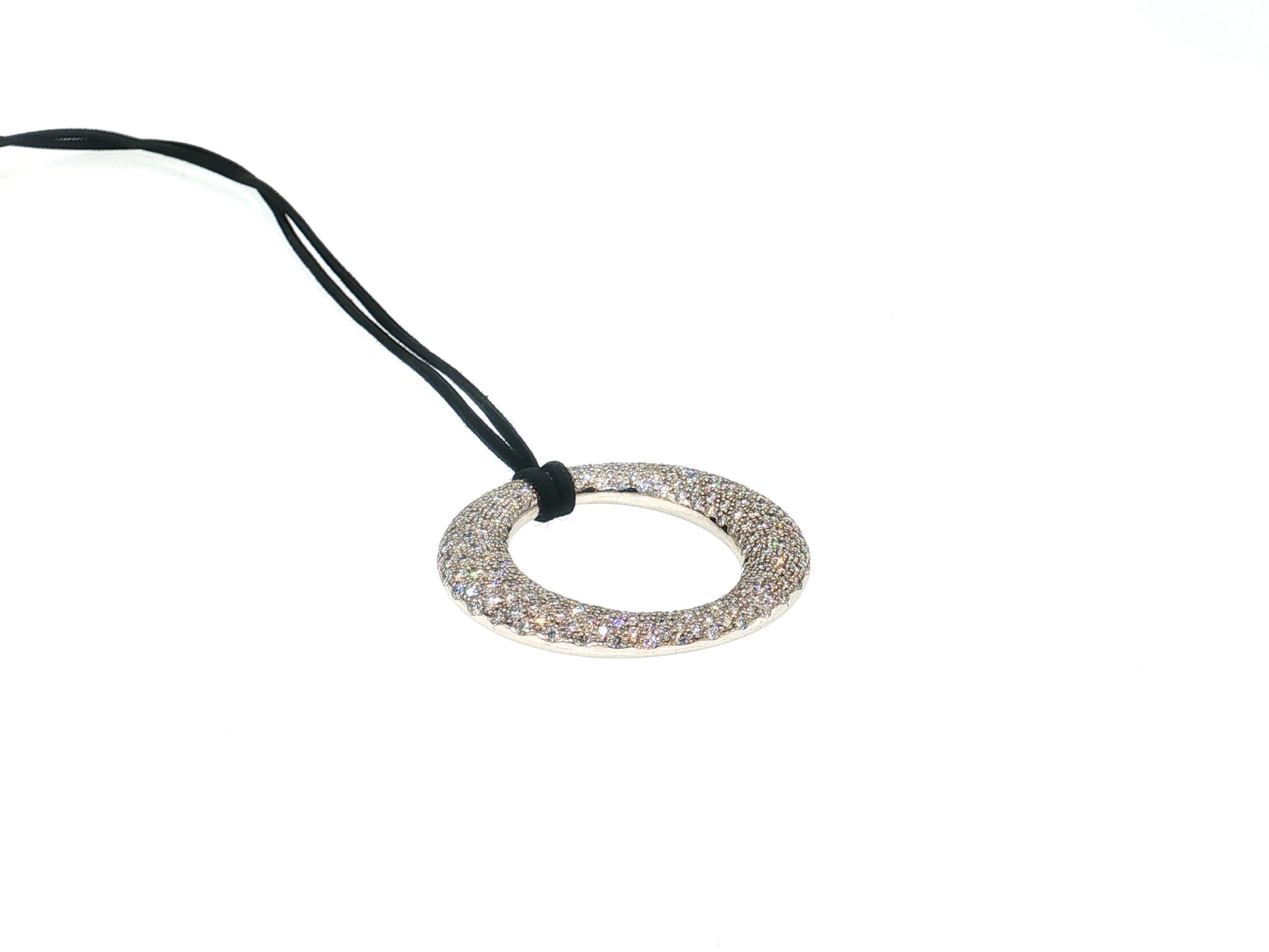 Tiffany & Co 18K White Gold Pendant Necklace with 2.6 Carats Round F VS Diamonds