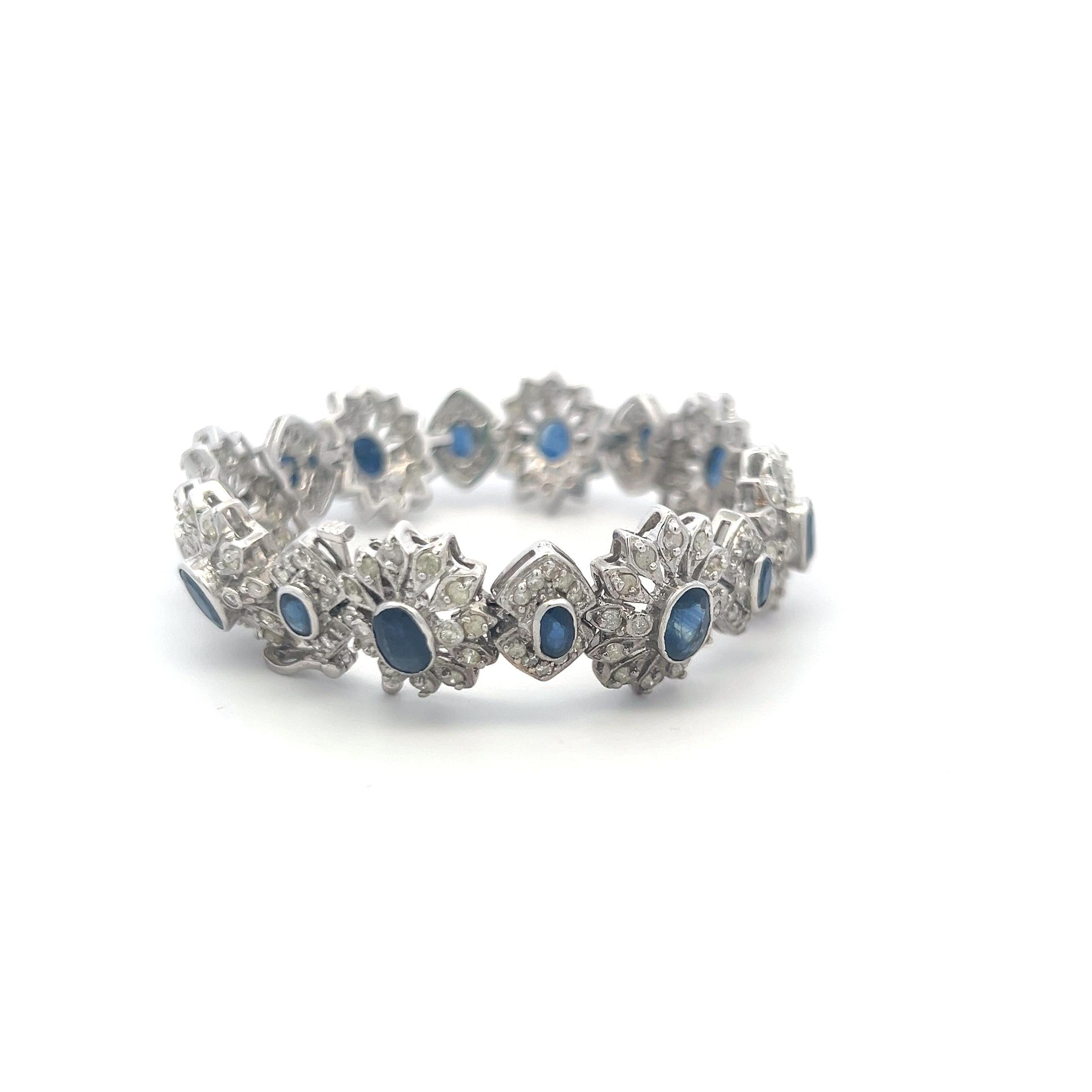 14K White Gold Link Bracelet with 4.8 Carat Round Diamonds & 7.6 Carat Sapphire