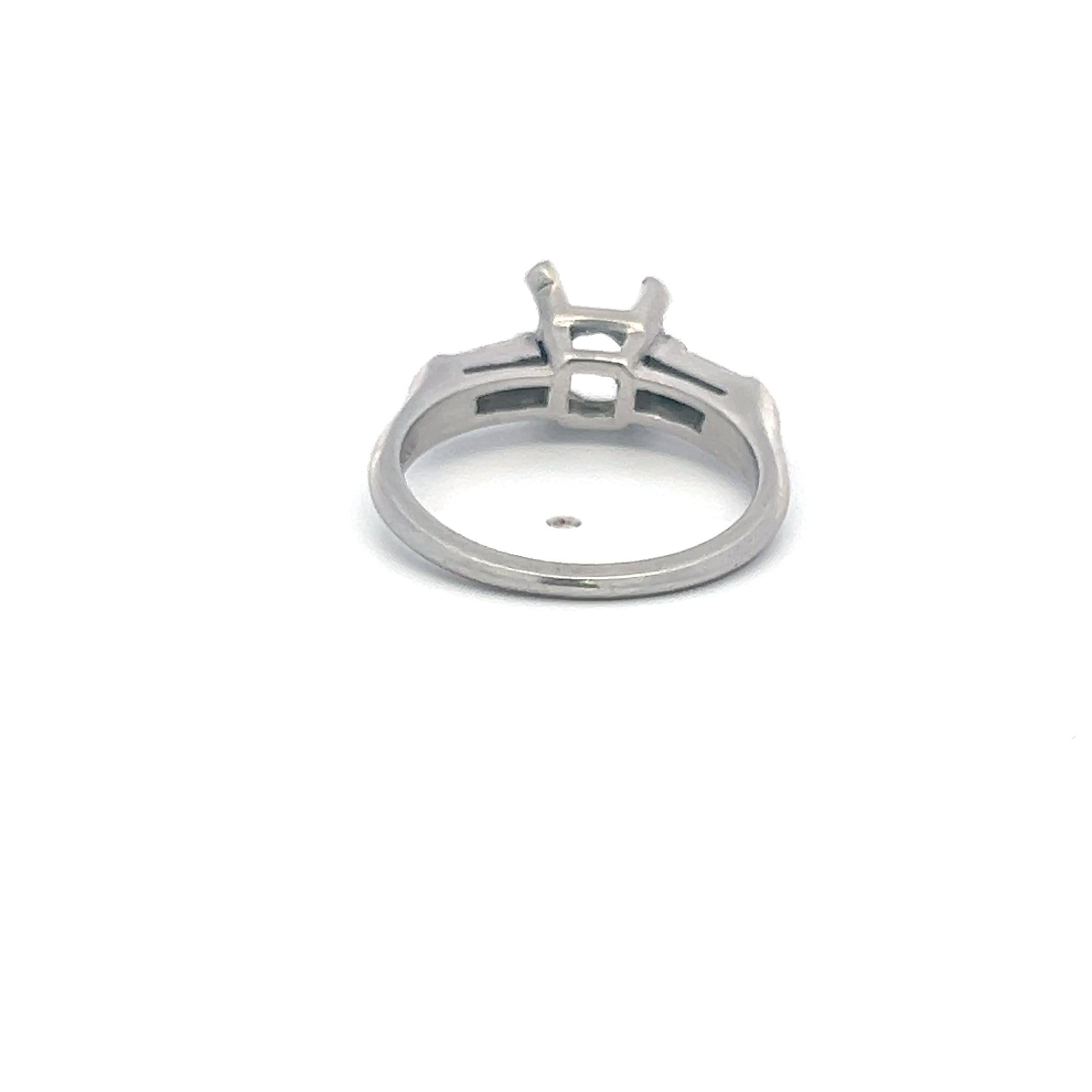 Vintage Platinum Semi-Mount Ring with 0.15 Carat Diamond Fits 6.8*6.5 MM