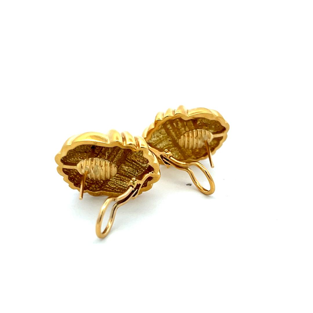 Van Cleef & Arpels 18 Karat Yellow Gold Clip On Earrings