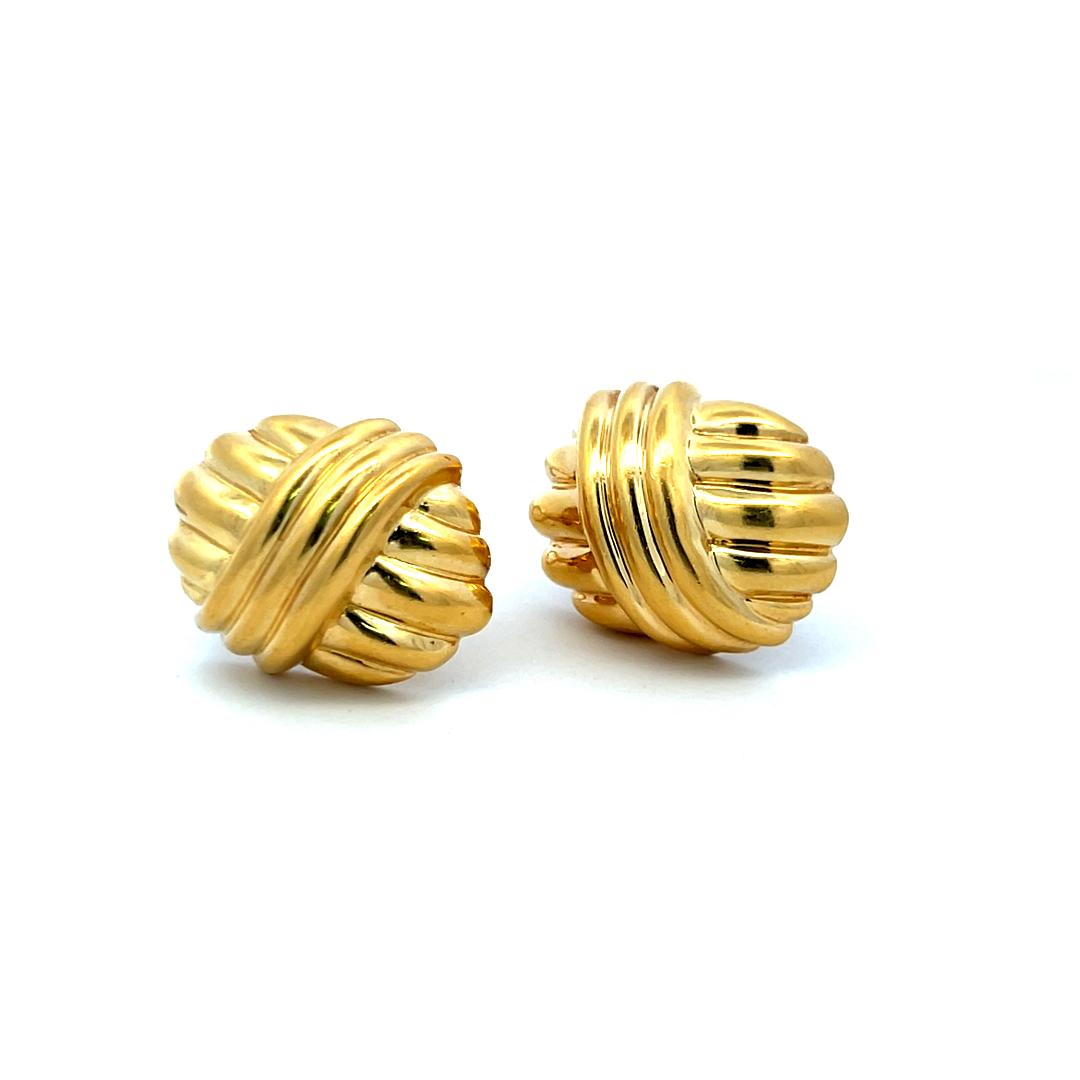 Van Cleef & Arpels 18 Karat Yellow Gold Clip On Earrings