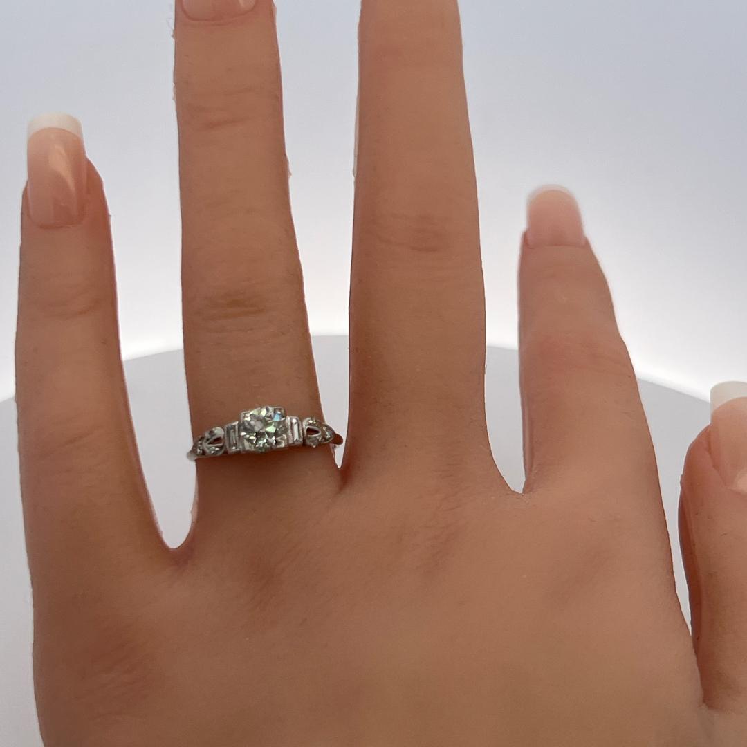 Vintage Platinum Ring with 0.7 Carat Old European Cut Diamond