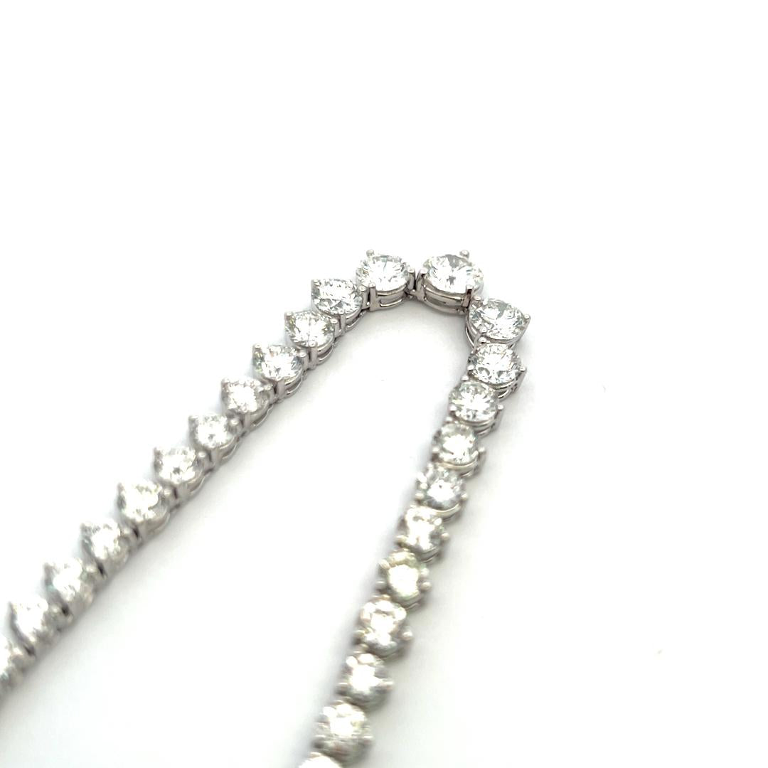 Vintage 18K White Gold Riviera Necklace with 21.09 Carat Round G SI Diamonds