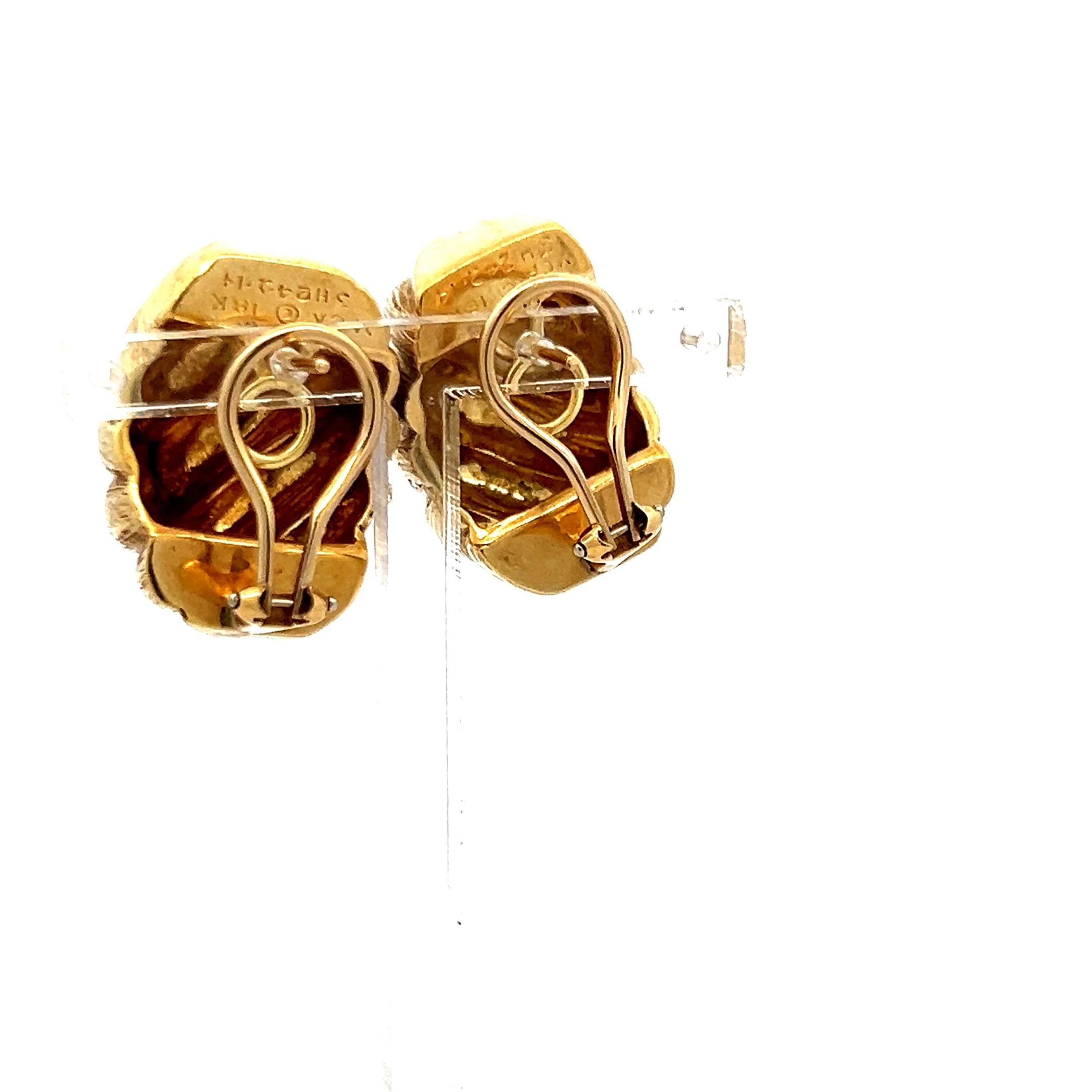 Van Cleef & Arpels Shrimp 18 Karat Yellow Gold Clip On Earrings