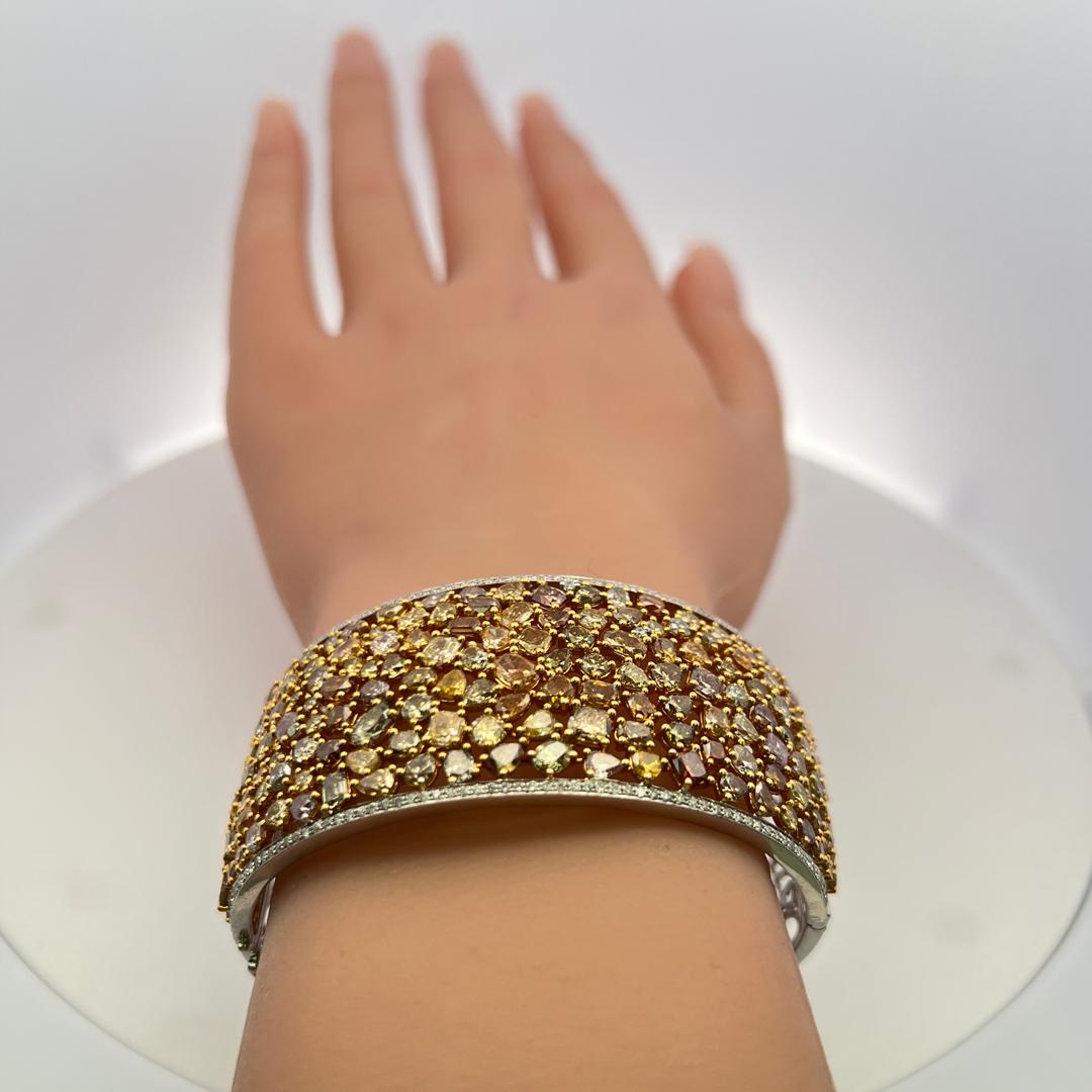 Vintage 18K Two Tone Gold Bangle Bracelet with 22.46 Carat Round Diamonds