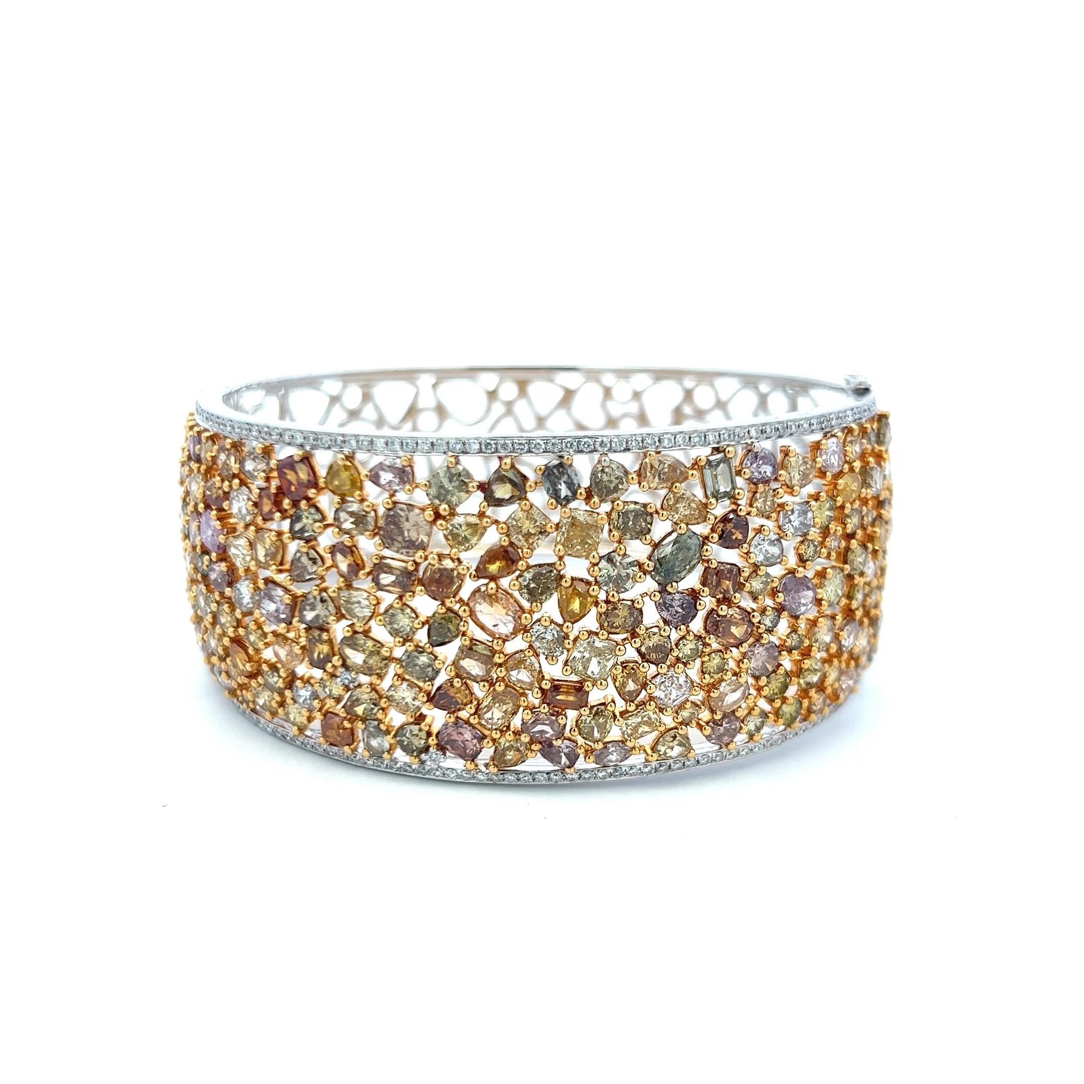 Vintage 18K Two Tone Gold Bangle Bracelet with 22.46 Carat Round Diamonds