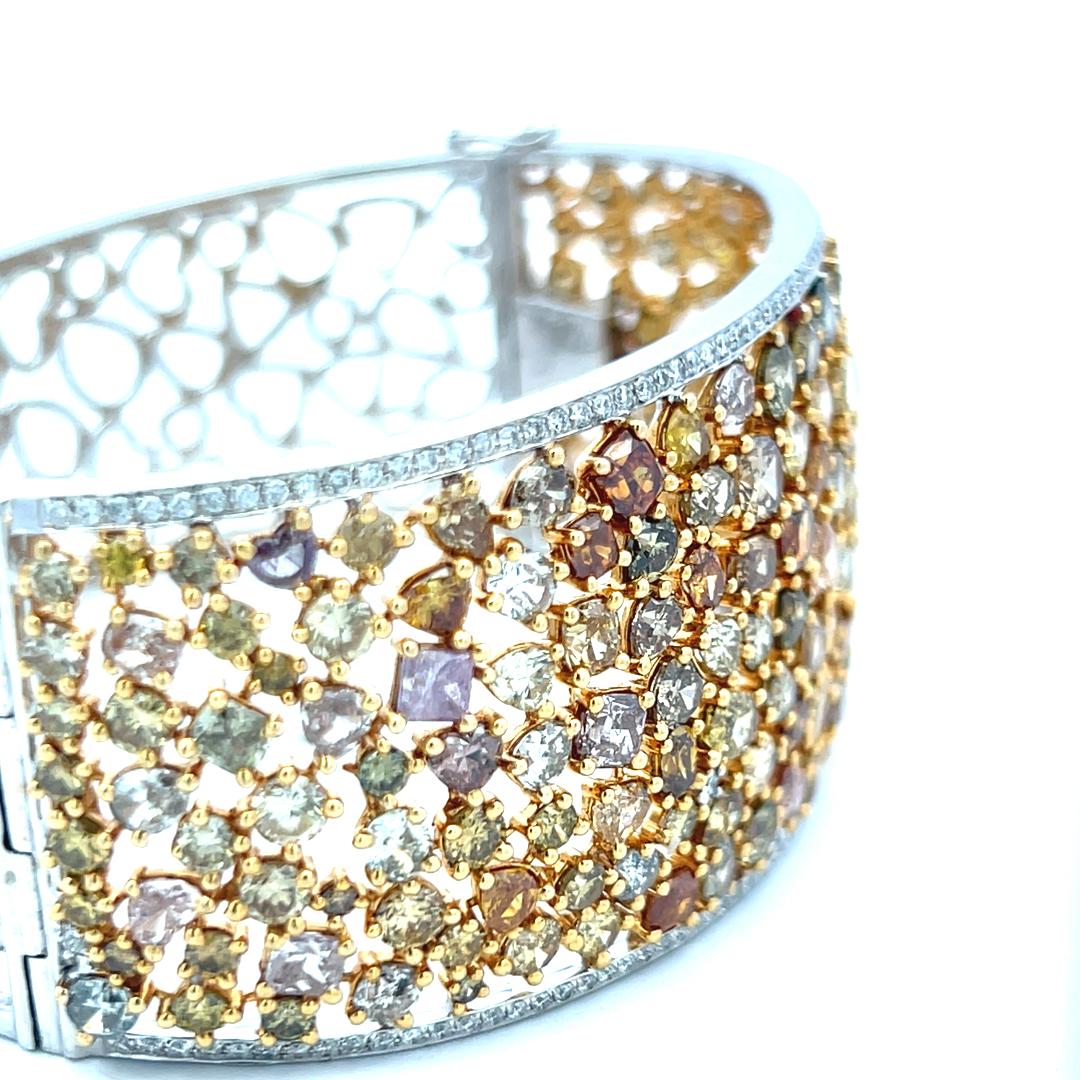 22.46 Carat Diamond 18K Two Tone Gold Wide Vintage Bangle Bracelet