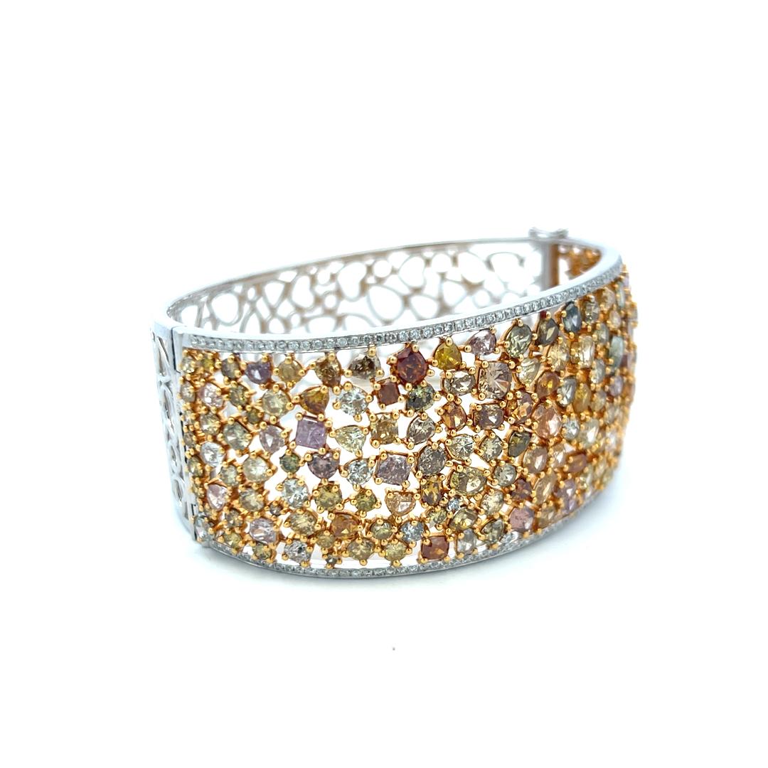 22.46 Carat Diamond 18K Two Tone Gold Wide Vintage Bangle Bracelet