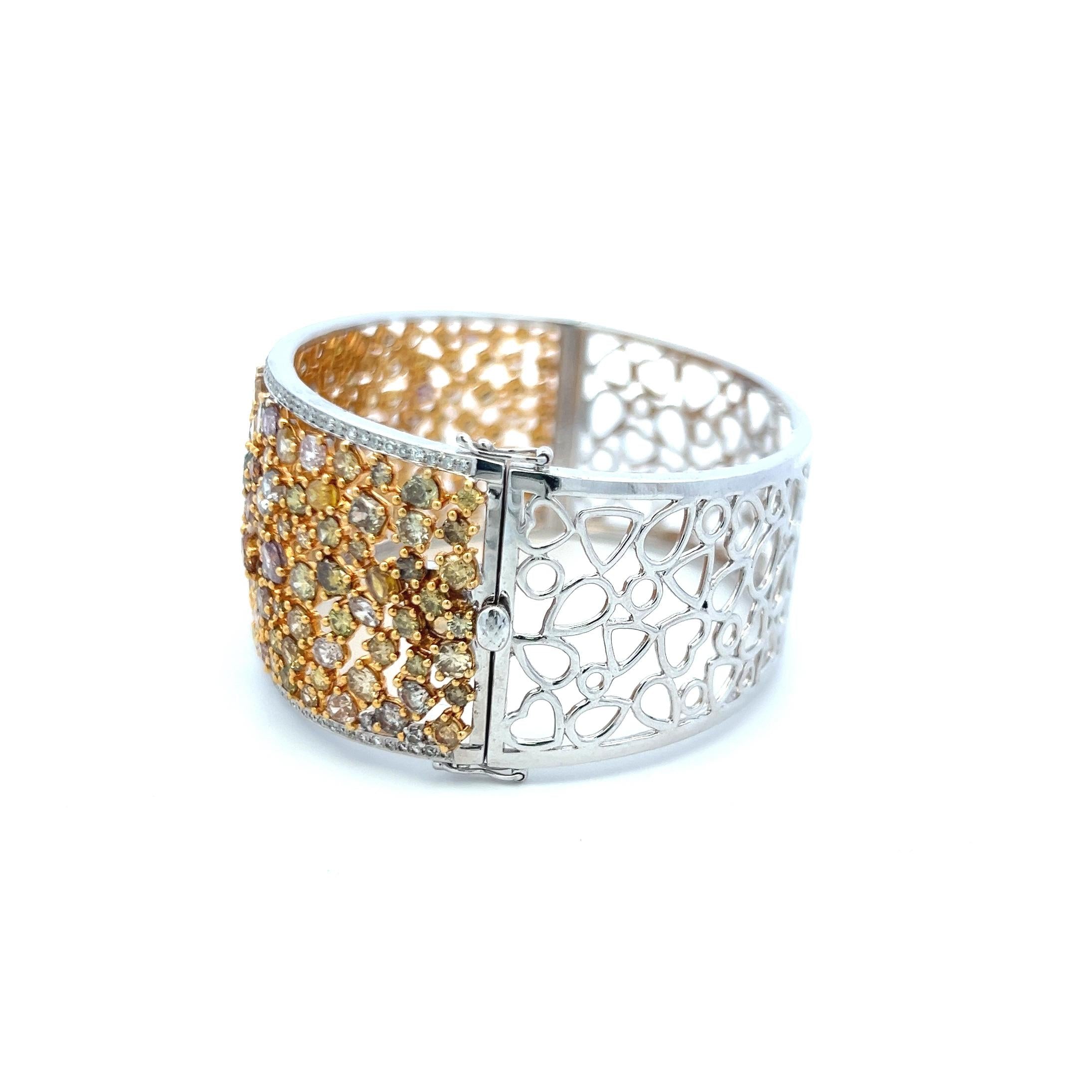 Vintage 18K Two Tone Gold Bangle Bracelet with 22.46 Carat Round Diamonds