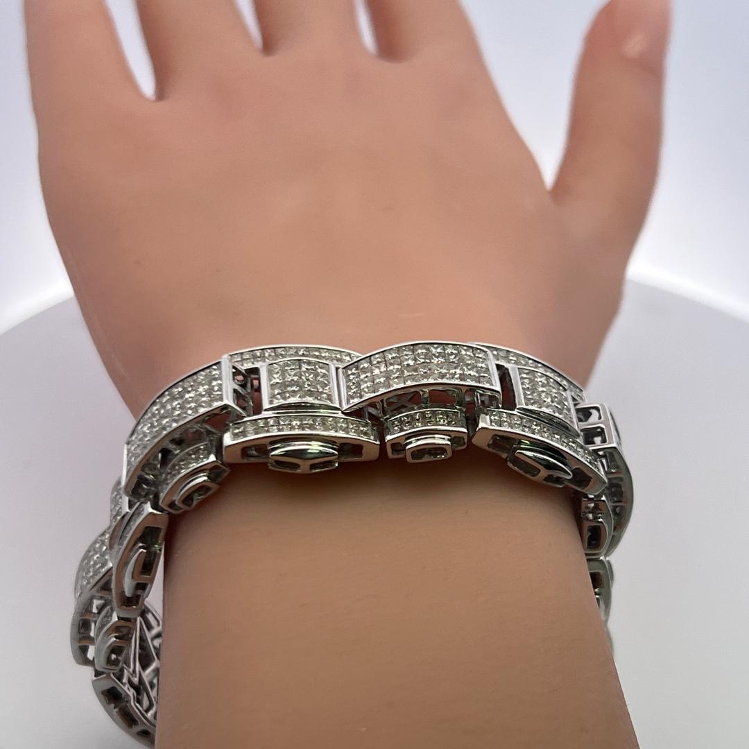 43.80 Carat Princess Cut Diamond Link Bracelet 14K White Gold Vintage Estate