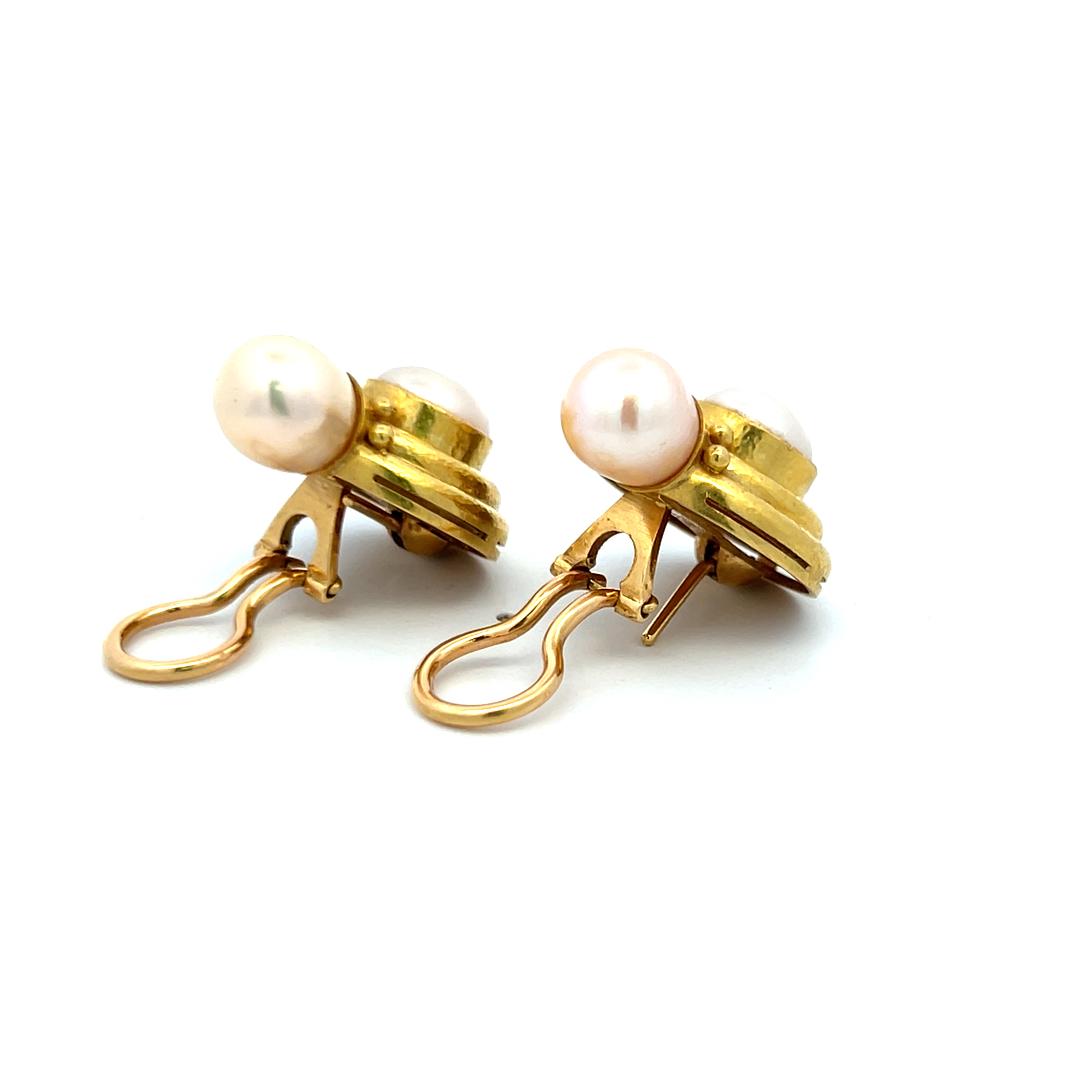 Elizabeth Locke 18K YG Clip On Earrings with Marbe and Cultured Pearls