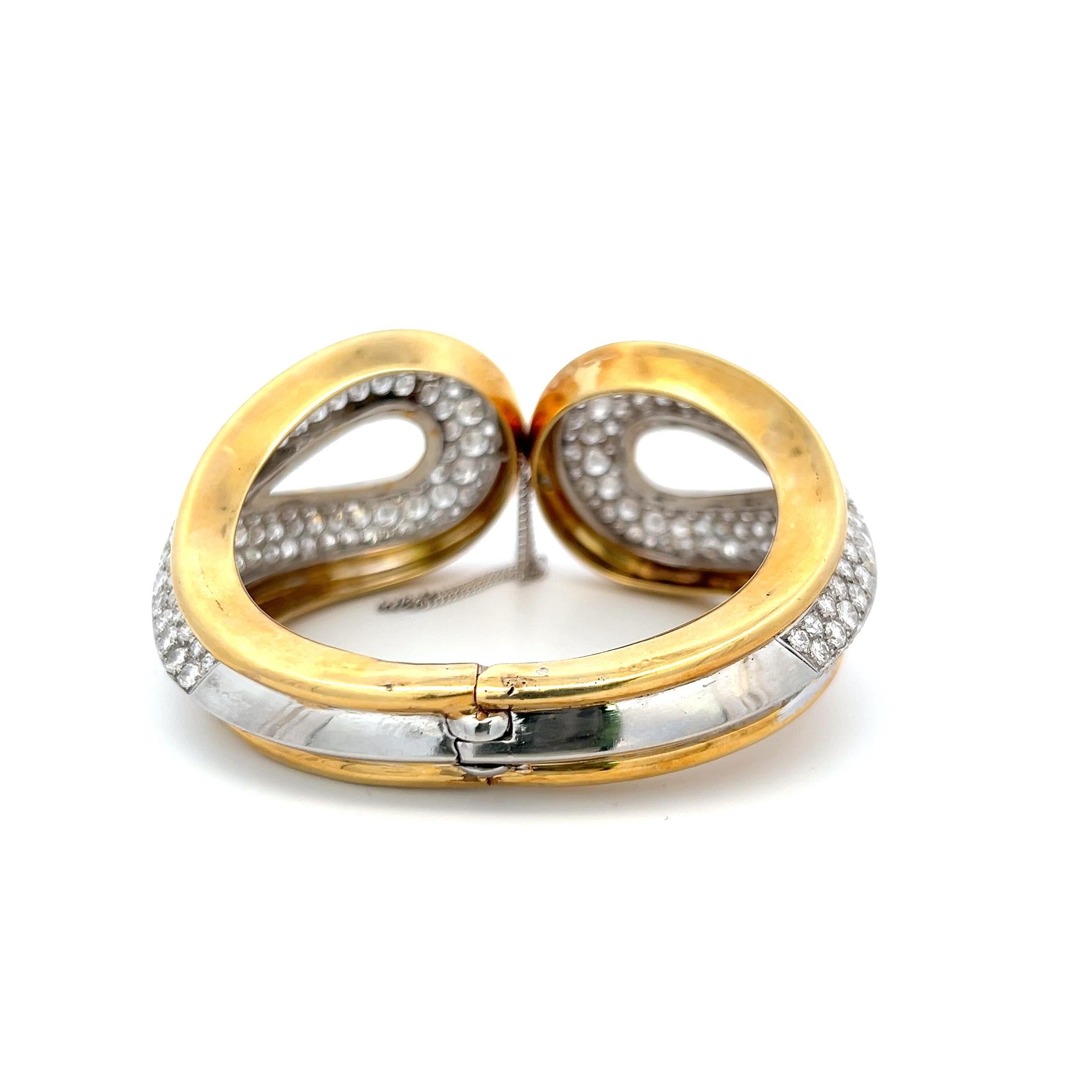 Vintage 18K Two Tone Gold Bangle Bracelet with 20.7 Carat Round G-VS Diamonds