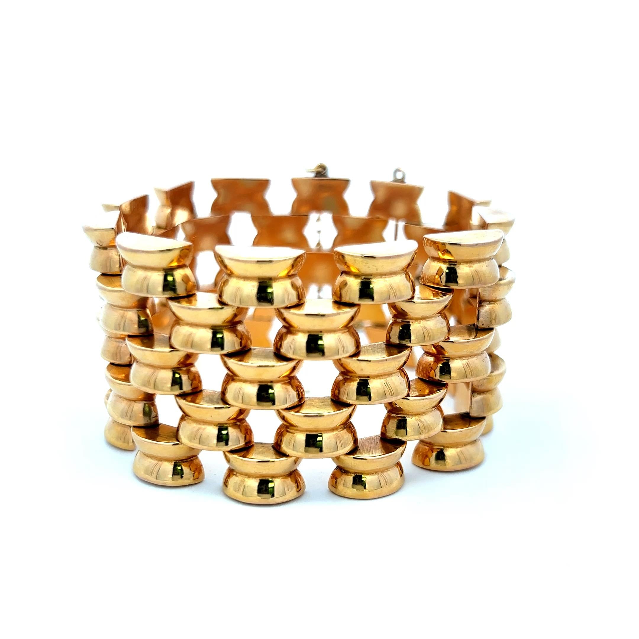 Tiffany & Co Vintage Patterned Link Bracelet in 18 Karat Yellow Gold 83.80 Grams