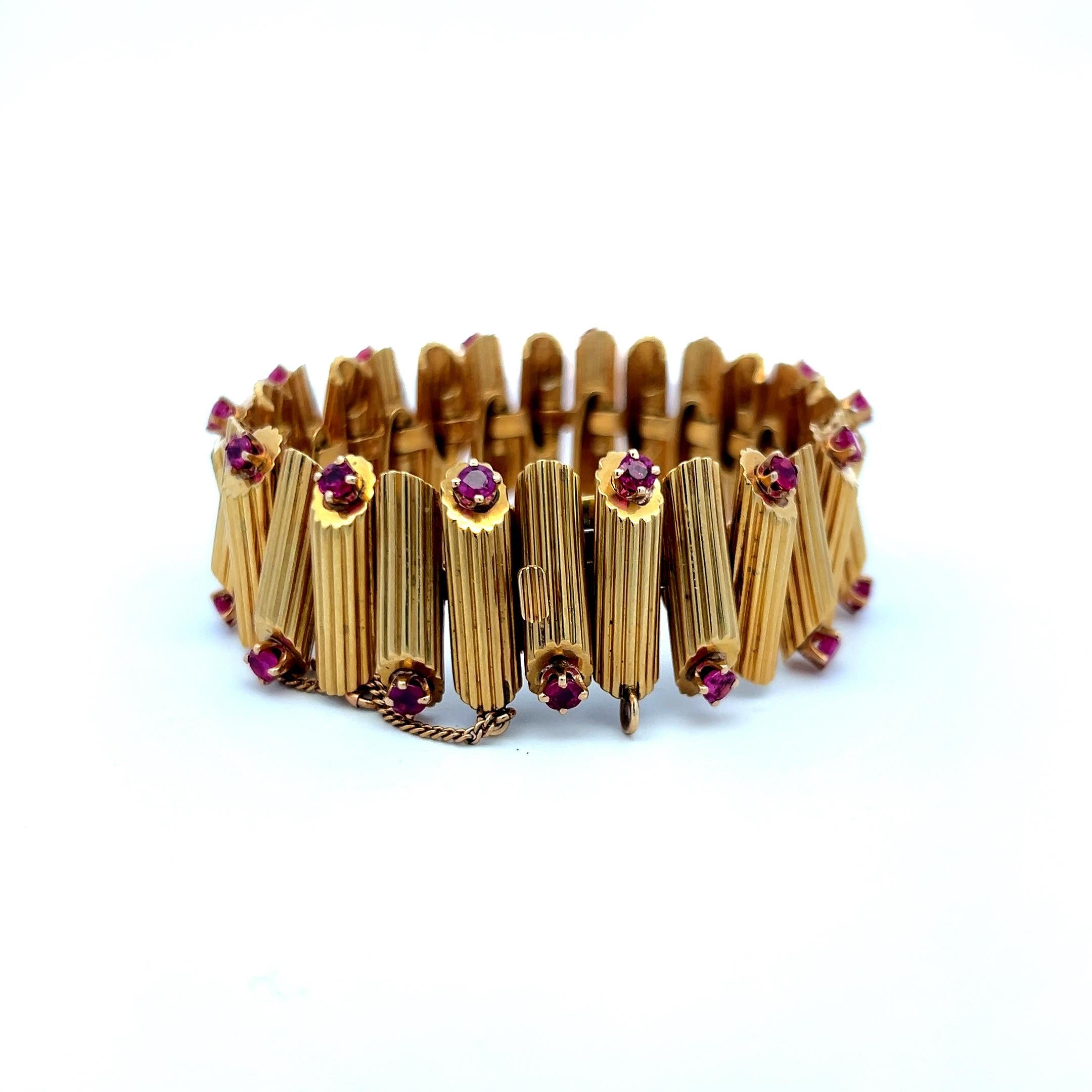 Cartier Vintage Link Bracelet with 2.8 Carat Ruby Gems in 18K Yellow Gold