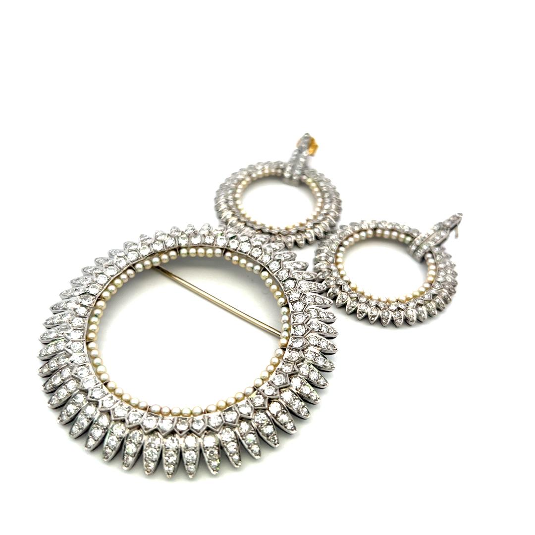 Platinum Pin Brooch & Hoop Earrings Set with 10.4 Ct H-VS Diamonds & Pearls