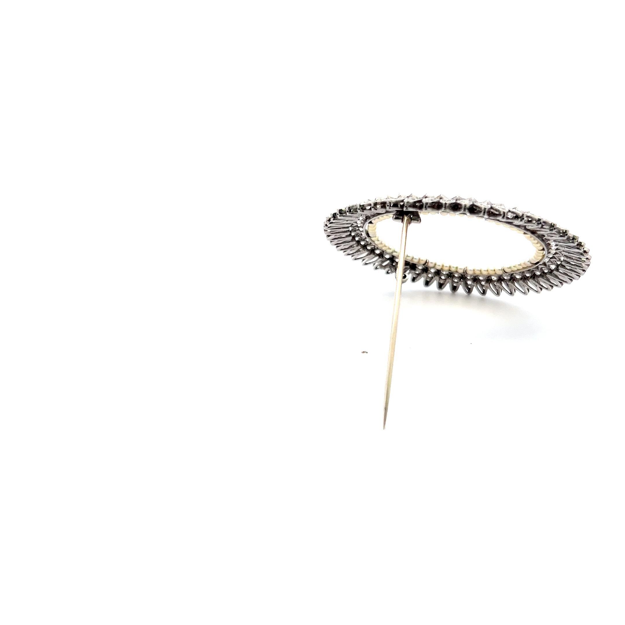 Platinum Pin Brooch & Hoop Earrings Set with 10.4 Ct H-VS Diamonds & Pearls