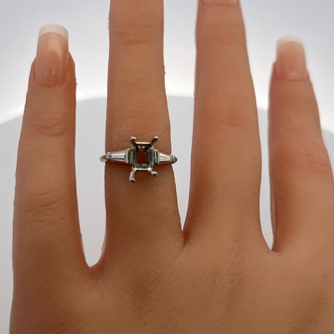 Vintage Semi Mount Ring with 0.2 Carat H-VS Diamond Fits 7.2*5.7 MM Stone