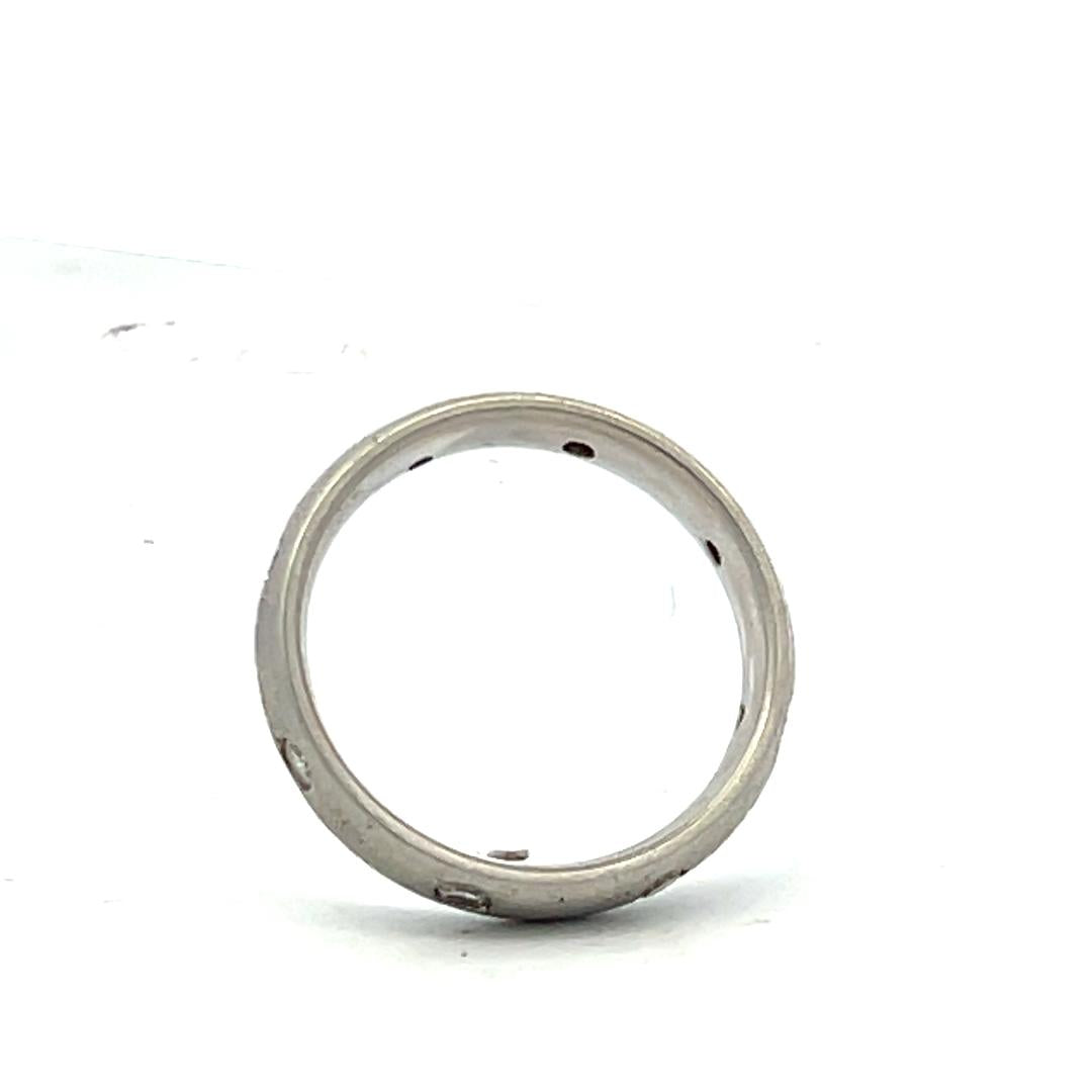 Vintage Platinum Band Ring with 0.22 Carat Round G VS Diamonds Size 5.5