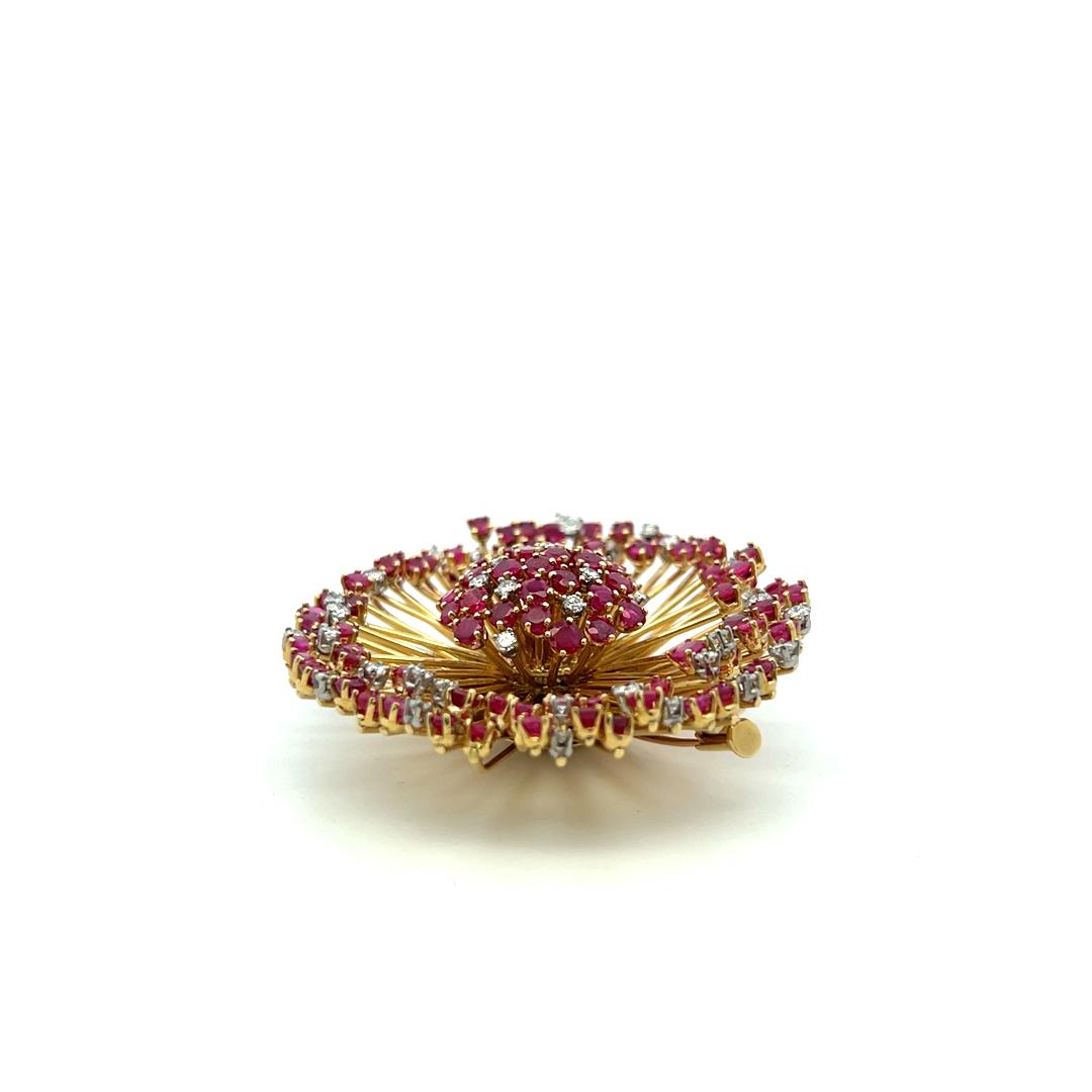 Cartier 18K Yellow Gold Pin Brooch with 1.3ct Round F VS Diamonds and 7ct Ruby