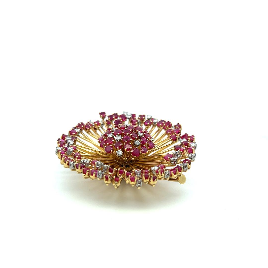 Cartier 18K Yellow Gold Pin Brooch with 1.3ct Round F VS Diamonds and 7ct Ruby